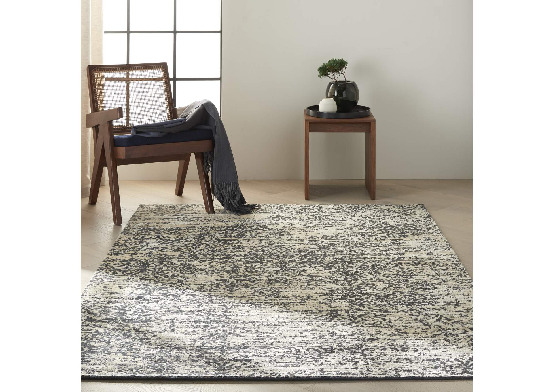 Calvin Klein Home Maya MAY08 Hematite 5'x8' Area Rug,Nourison