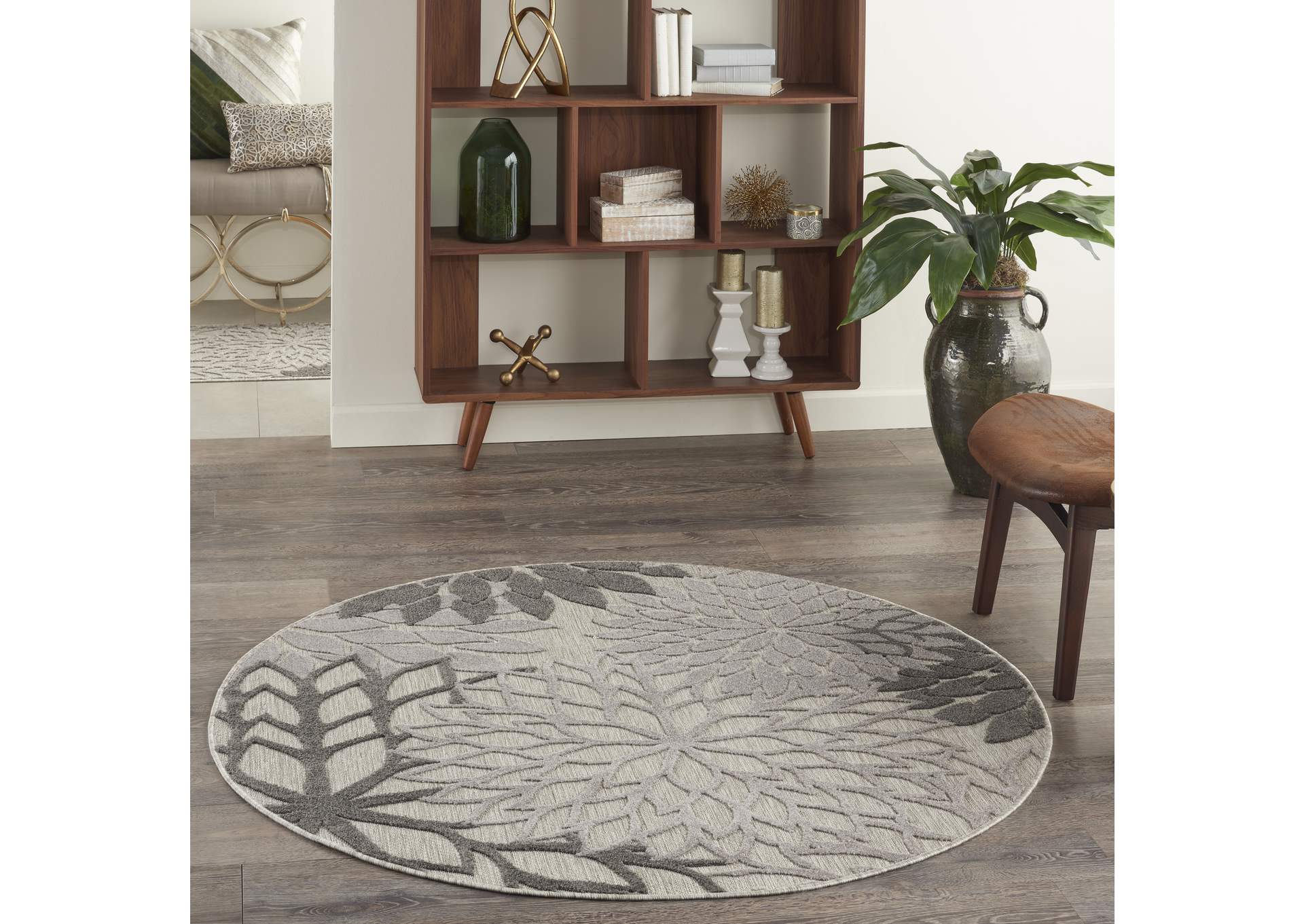 Nourison Aloha 4' Round Silver Grey Area Rug,Nourison
