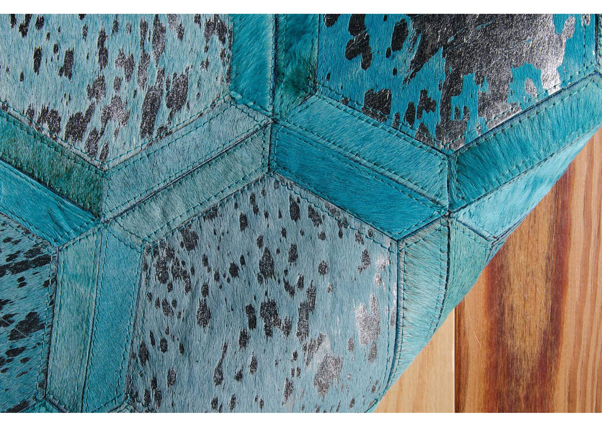 Michael Amini City Chic MA100 Green 5'x8' Area Rug,Nourison