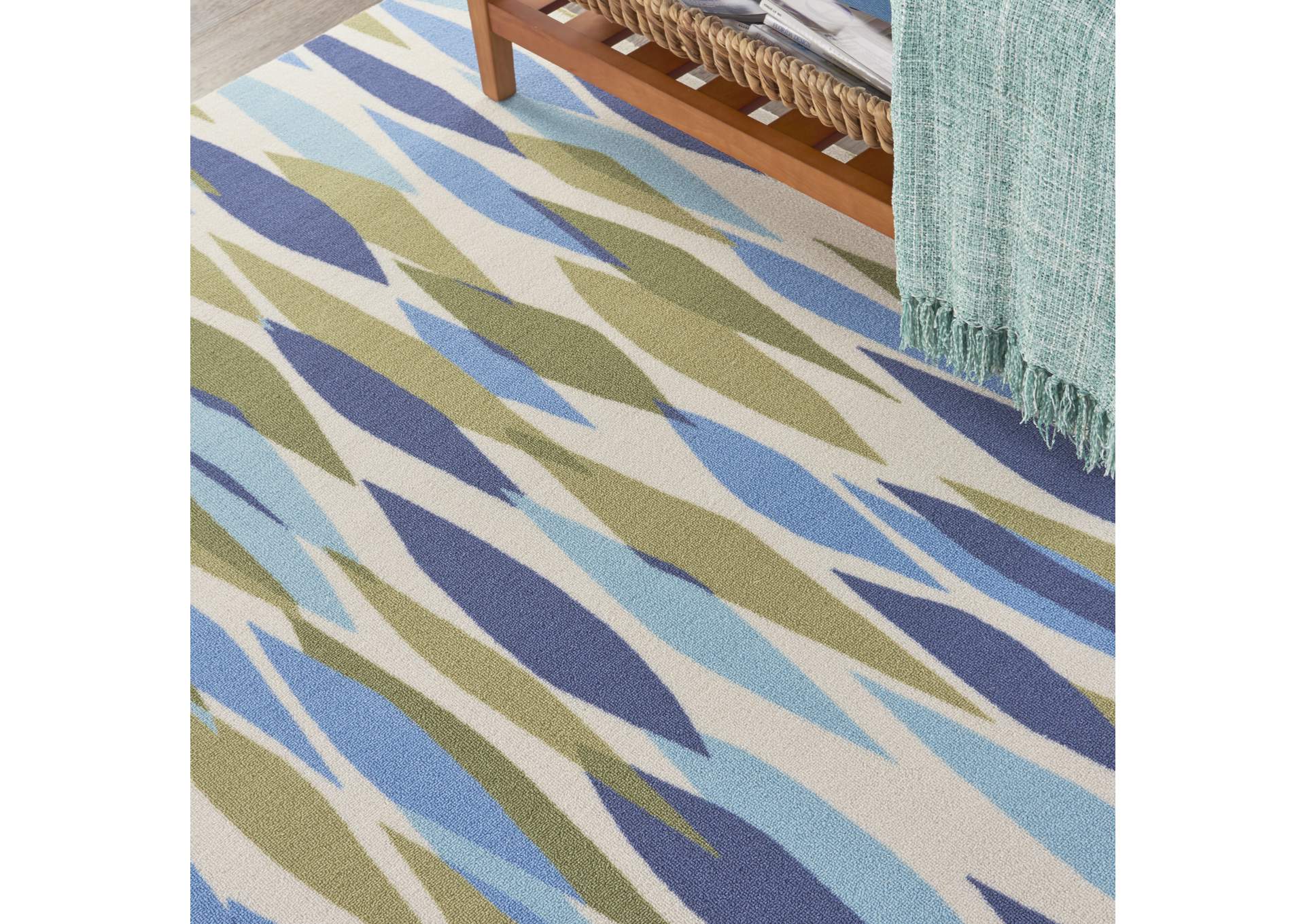 Waverly Sun N Shade SND01 Green 5' Square Area Rug,Nourison