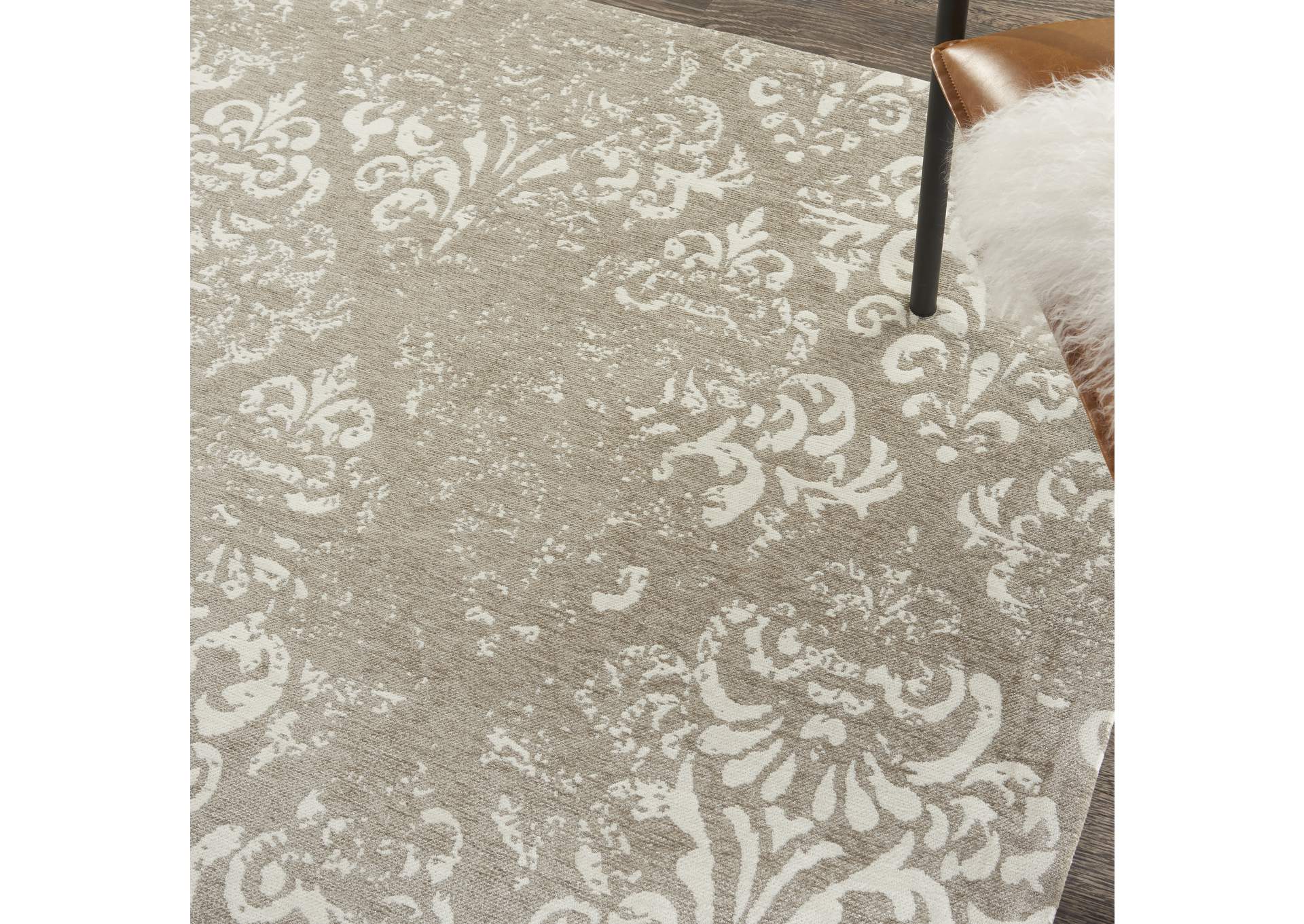 Nourison Damask DAS03 Grey and White 5'x7' Vintage Area Rug,Nourison