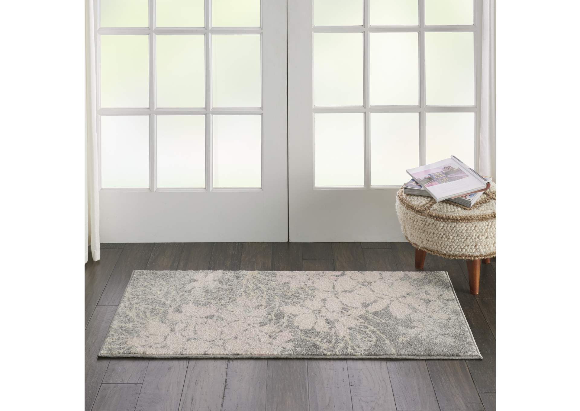 Nourison Tranquil 2'x4' Pink and Grey Ombre Floral Small Rug,Nourison
