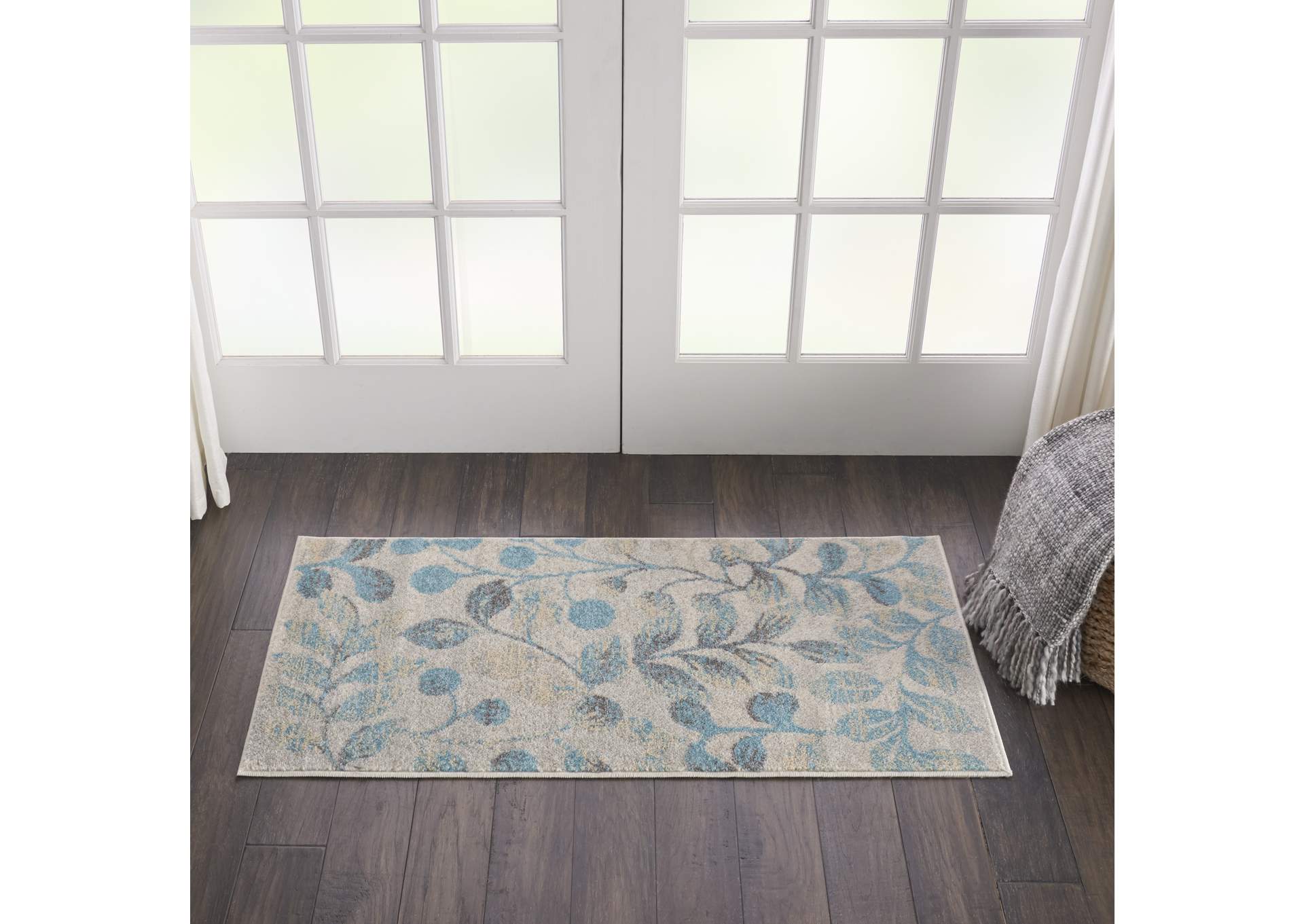 Nourison Tranquil 2'x4' Turquoise and Beige Botanical Small Rug,Nourison