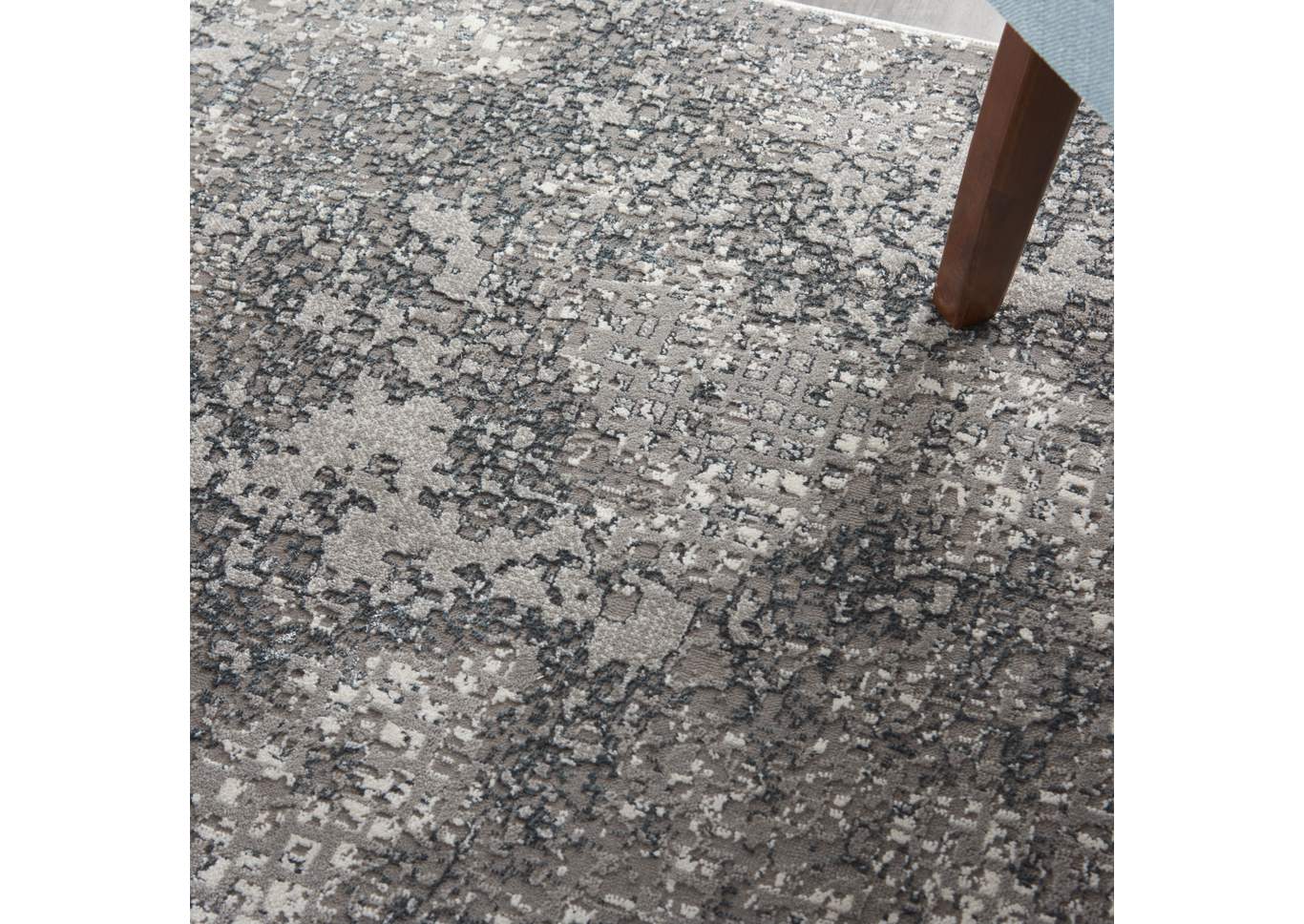 Michael Amini MA90 Uptown 4' x 6' Area Rug,Nourison