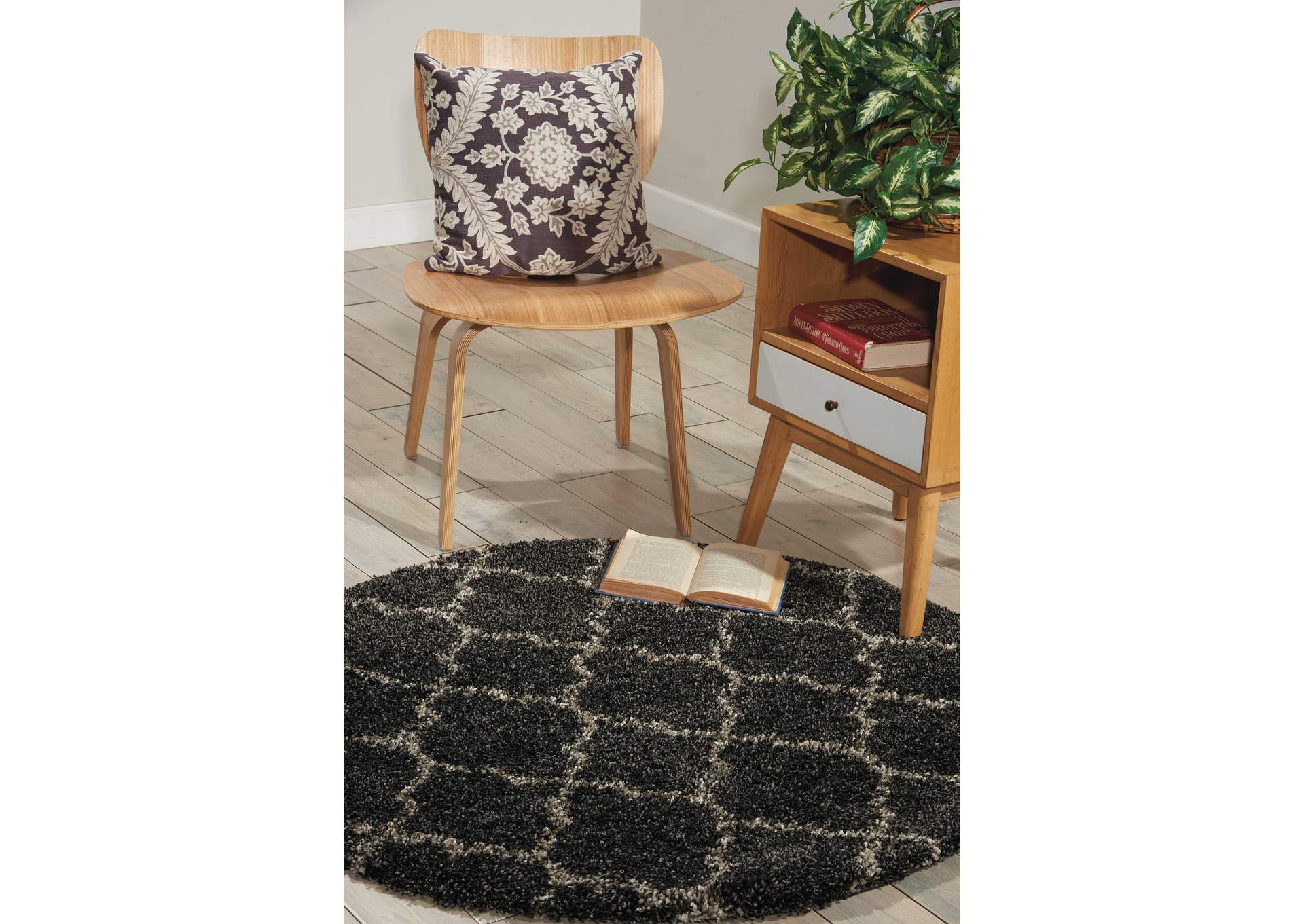 Nourison Amore AMOR2 Black 4' Round Area Rug,Nourison