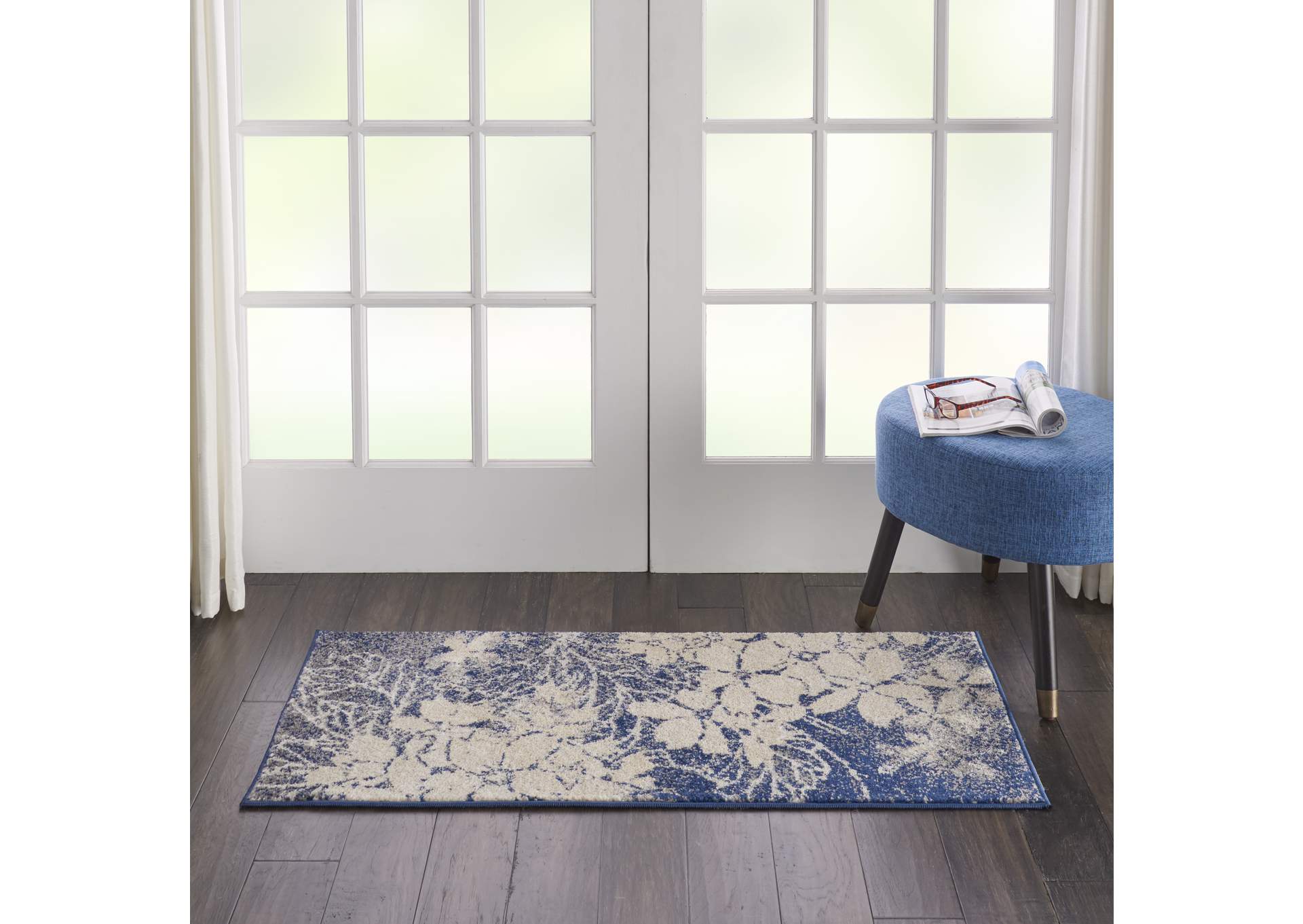 Nourison Tranquil 2'x4' Navy Blue and Grey Ombre Floral Small Rug,Nourison