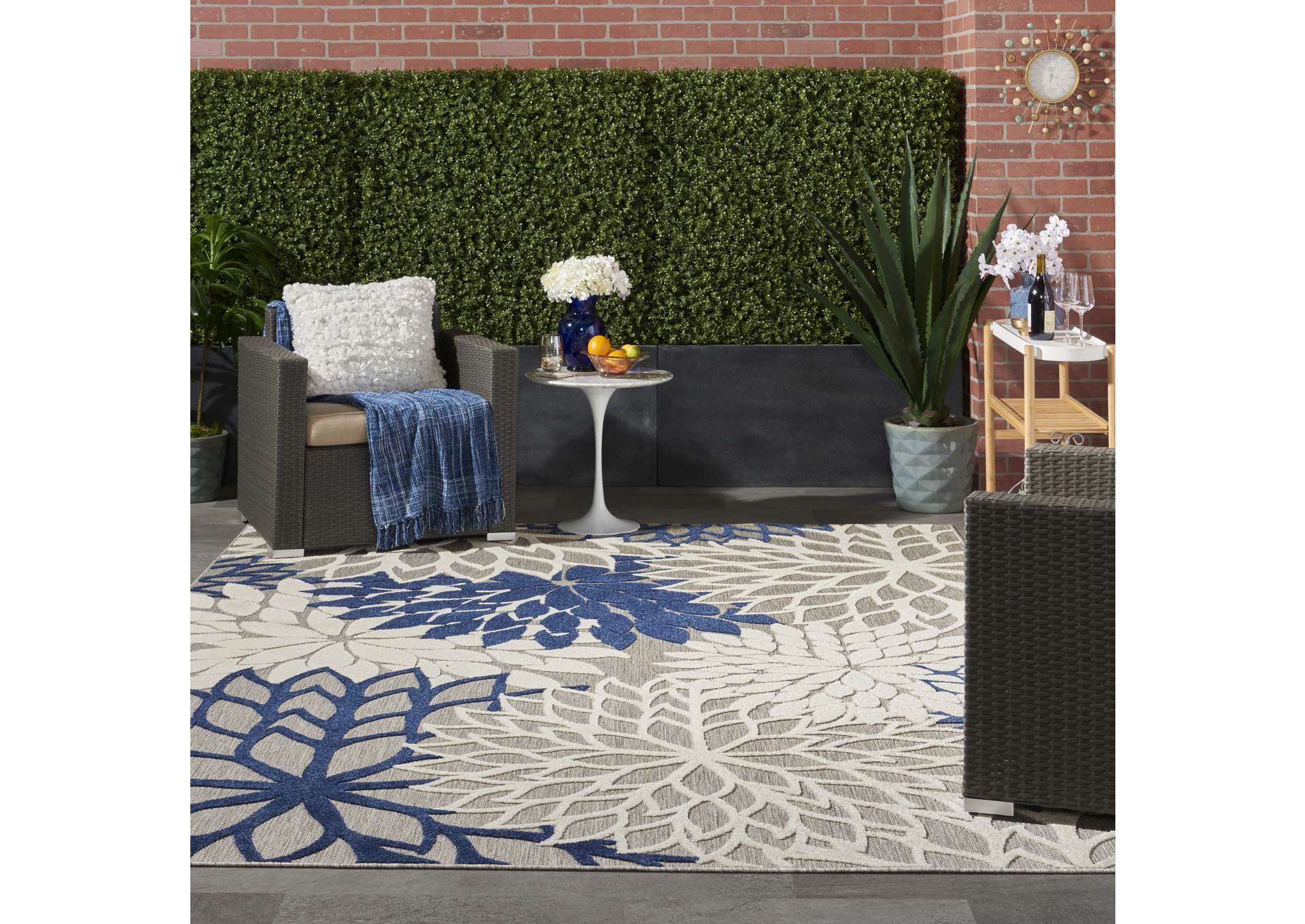 Nourison Aloha 8'x11' Ivory Navy Area Rug,Nourison