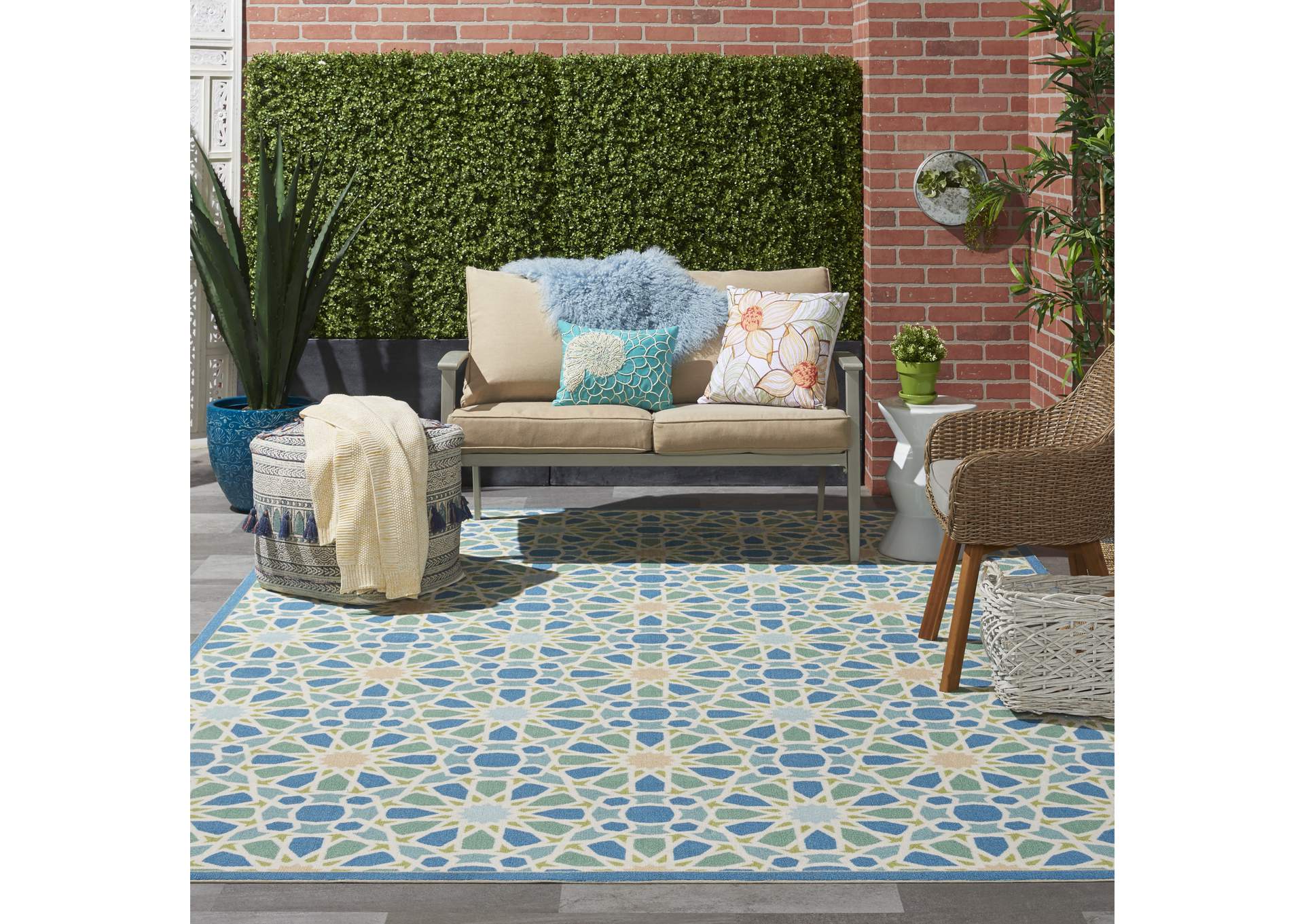 Waverly Sun N Shade SND29 Blue 8'x11' Rug,Nourison