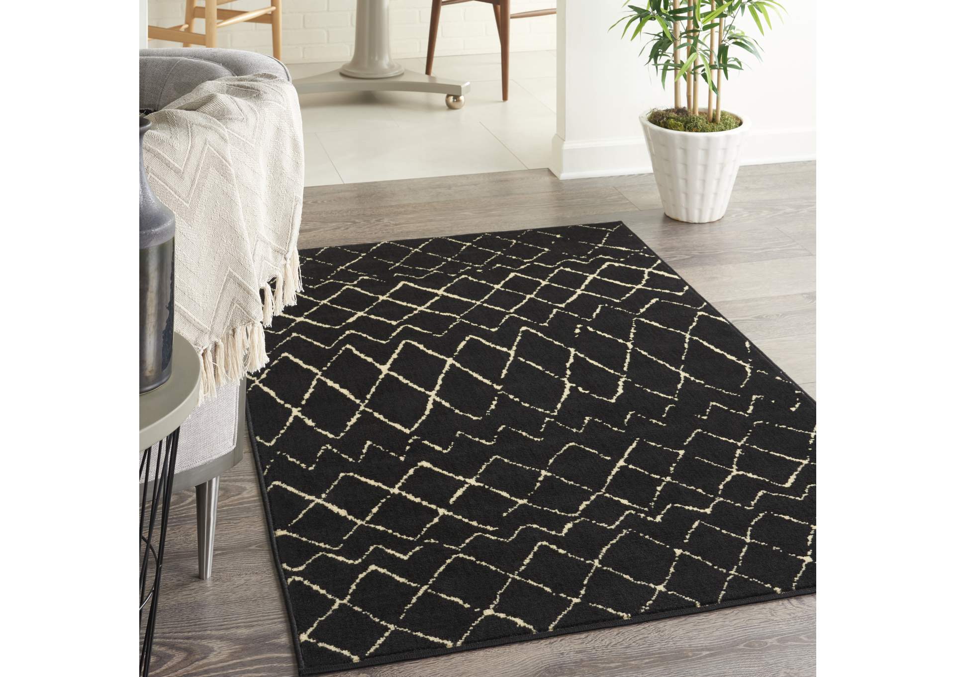 Nourison Grafix GRF04 Black 4'x6' Area Rug,Nourison