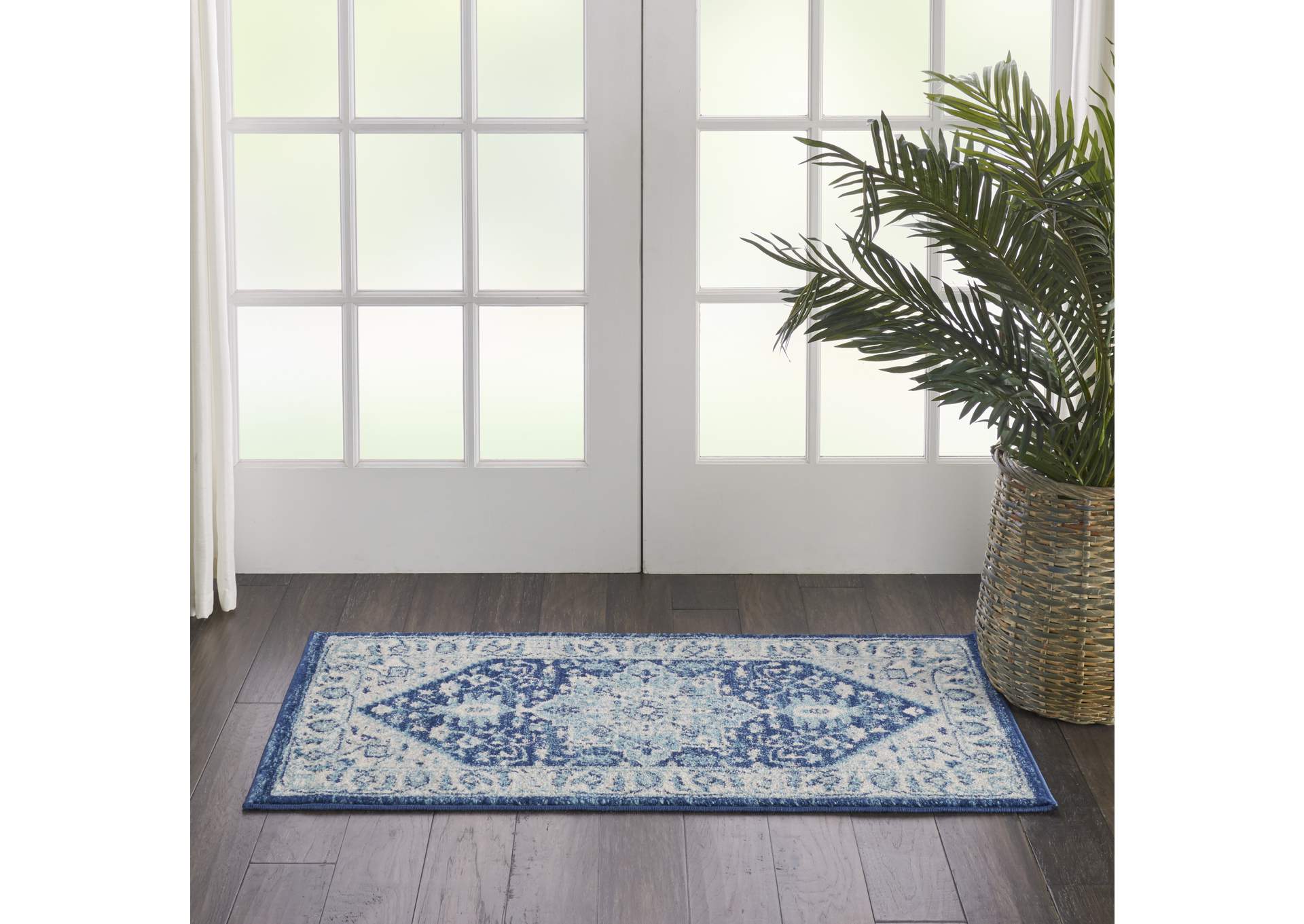 Nourison Tranquil 2'x4' Blue and White Persian Small Rug,Nourison