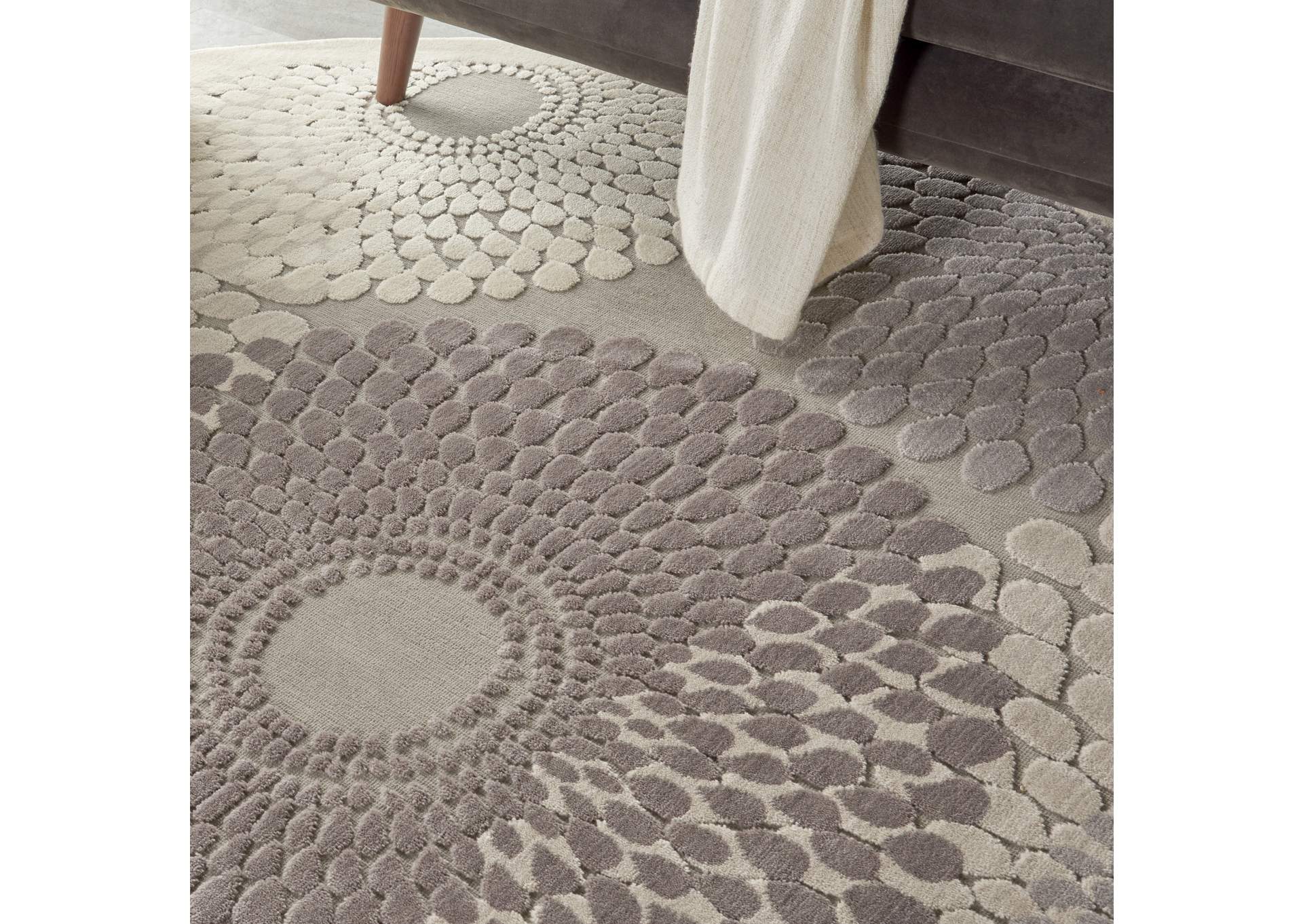 Nourison Graphic Illusions GIL04 Grey 8' Round Rug,Nourison