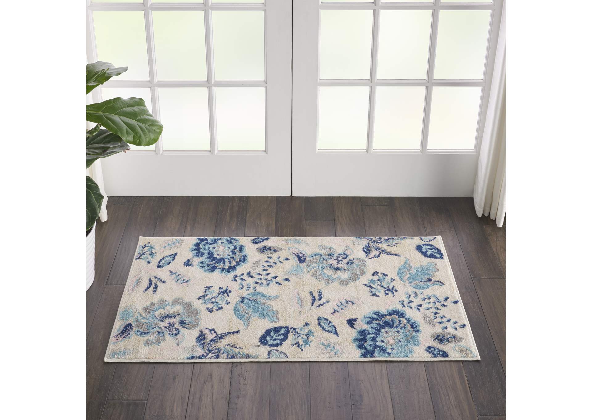 Nourison Tranquil 2'x4' Blue and White French Country Small Rug,Nourison