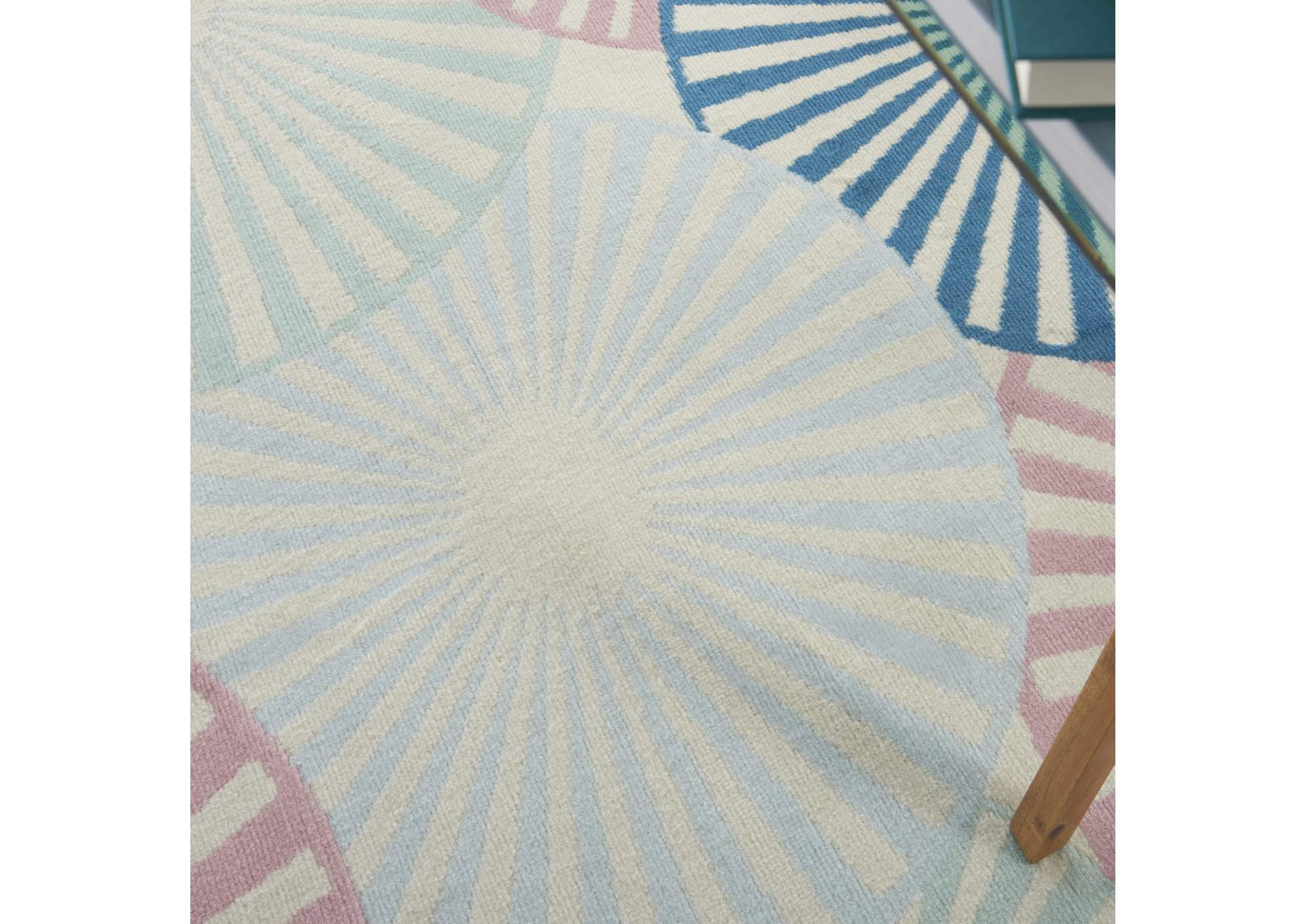 Nourison Grafix GRF20 White and Blue 5'x7' Area Rug,Nourison