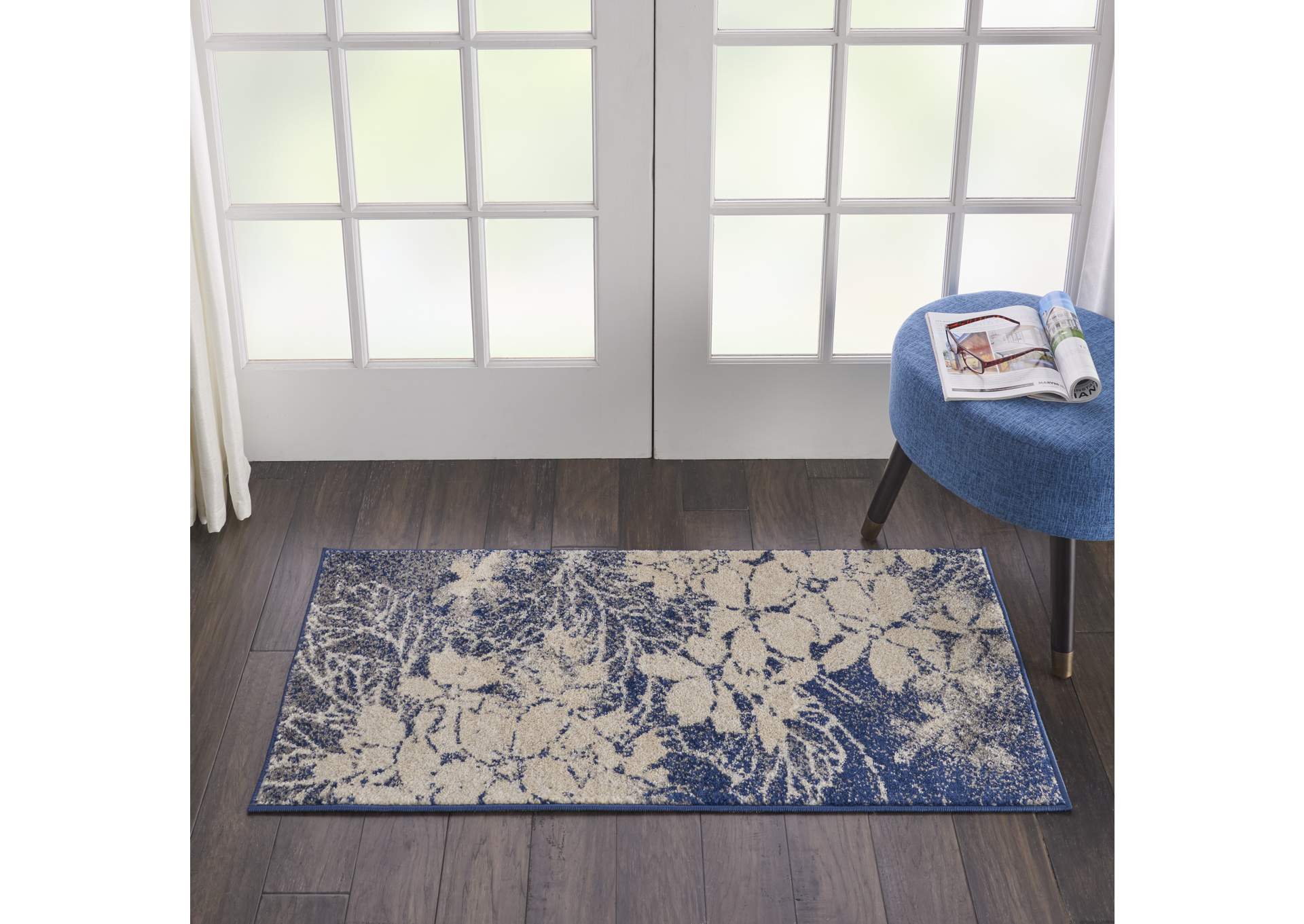 Nourison Tranquil 2'x4' Navy Blue and Grey Ombre Floral Small Rug,Nourison