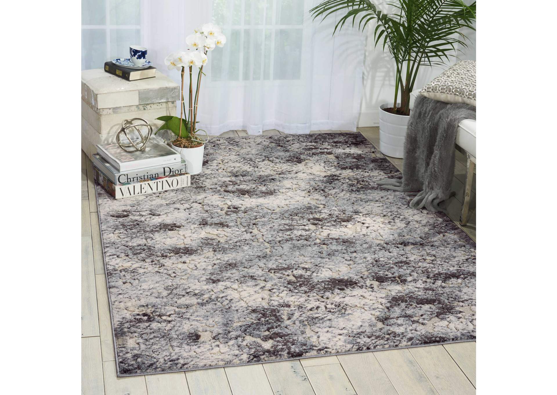 Michael Amini Gleam MA603 Grey and White 8'x11' Rug,Nourison
