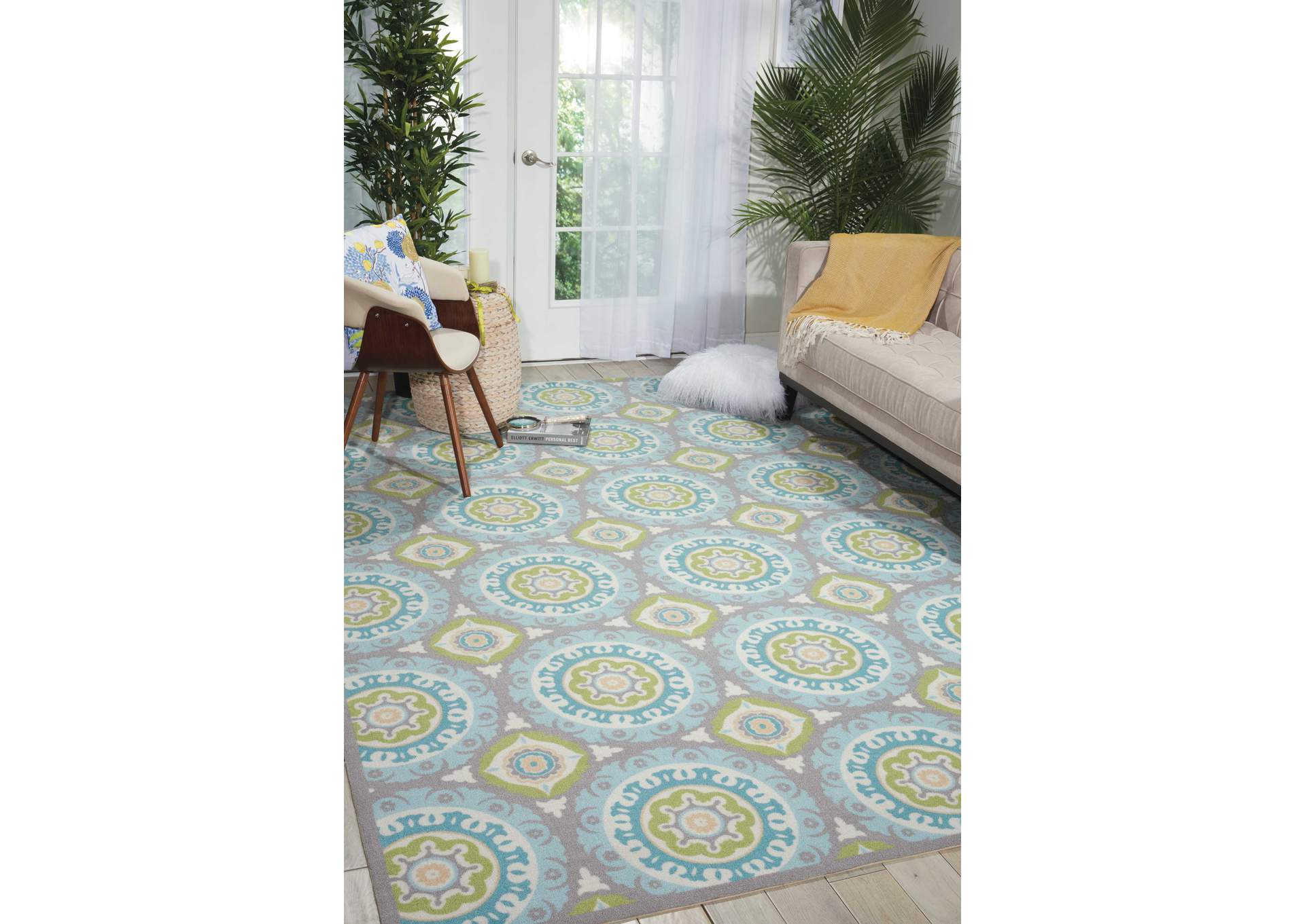 Waverly Sun N Shade SND16 Green 8' Square Rug,Nourison