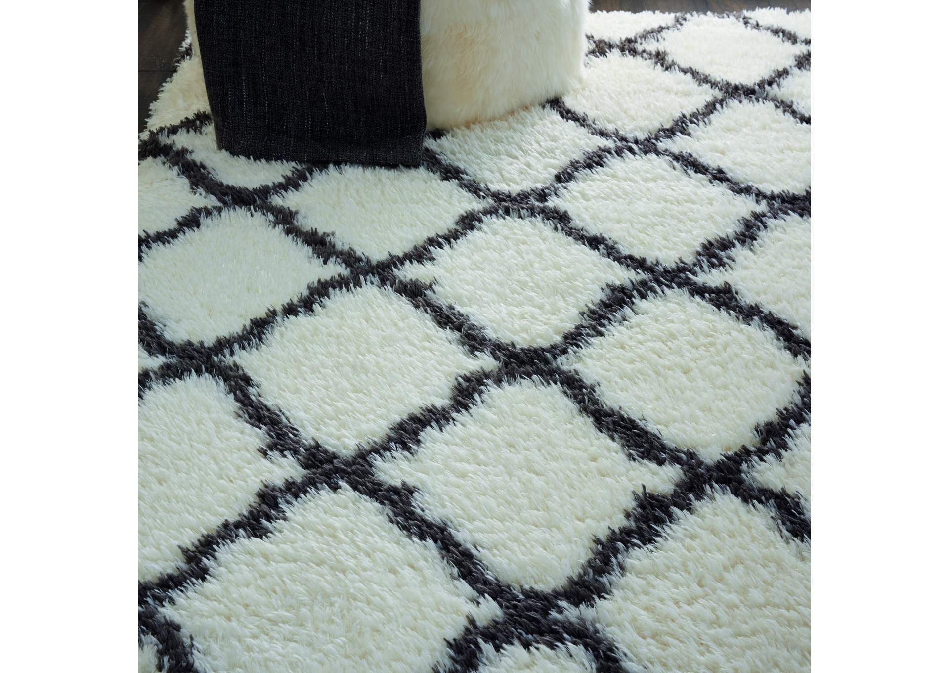 Nourison Luxe Shag LXS02 White 4'x6' Moroccan Area Rug,Nourison
