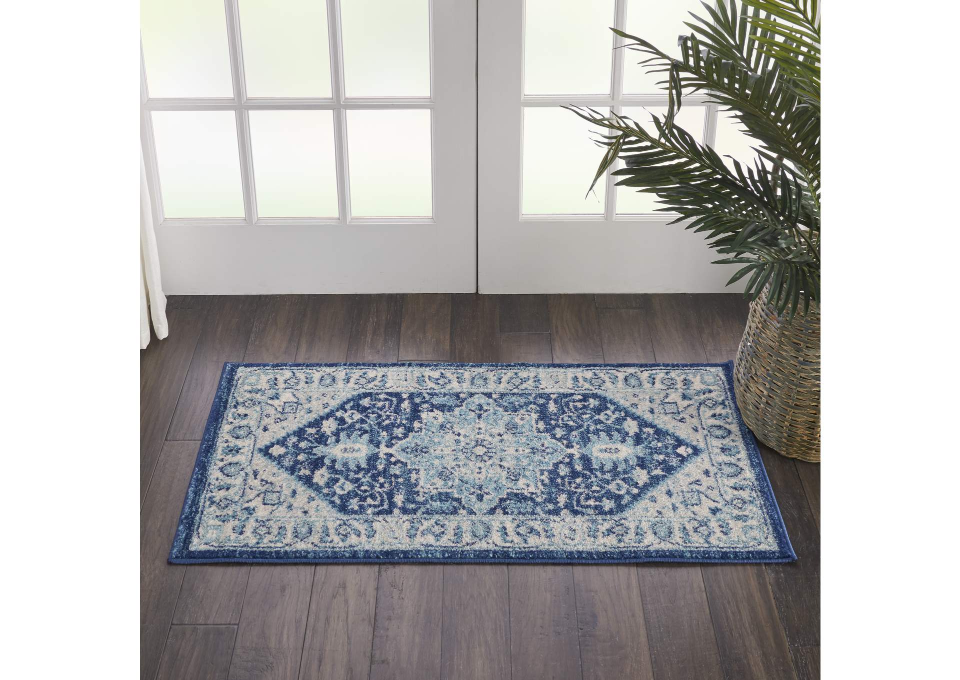 Nourison Tranquil 2'x4' Blue and White Persian Small Rug,Nourison