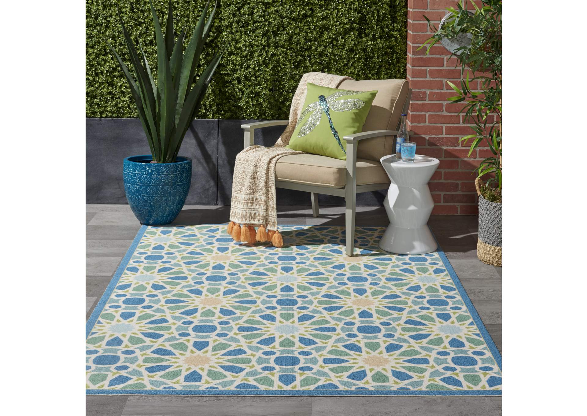 Waverly Sun N Shade SND29 Blue 4'x6' Area Rug,Nourison