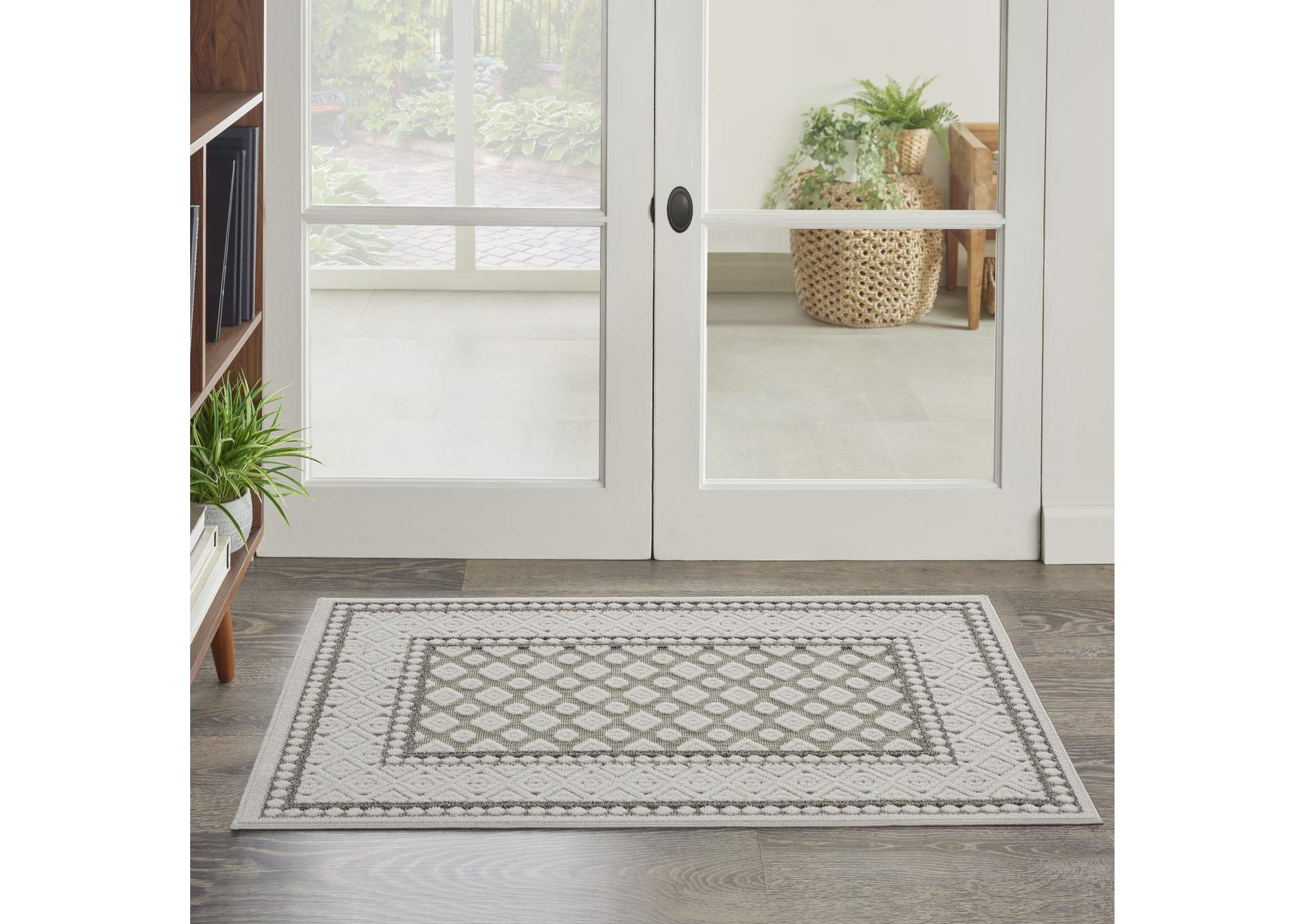 Nourison Key Largo 2'x4' Light Grey Area Rug,Nourison