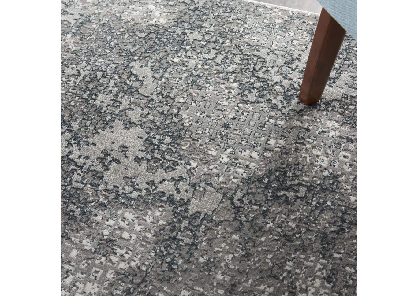 Michael Amini MA90 Uptown 5' x 7' Area Rug,Nourison