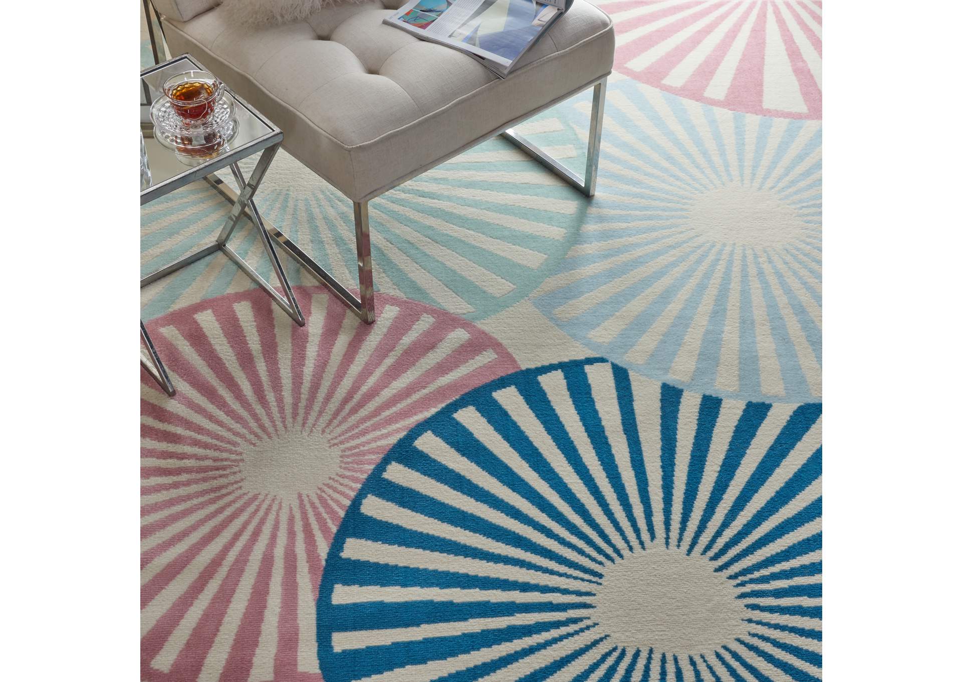 Nourison Grafix GRF20 White and Blue 8'x10' Large Rug,Nourison