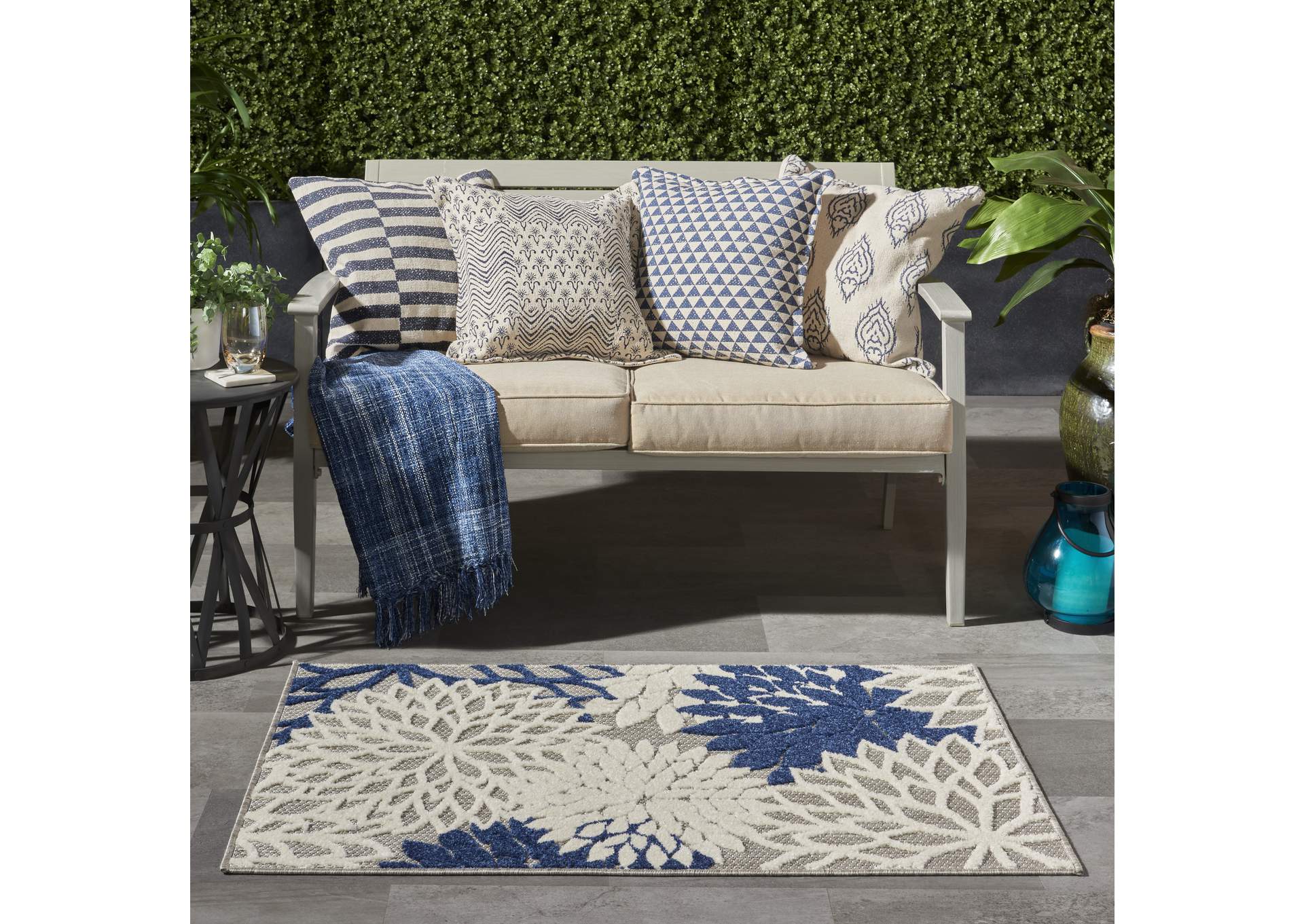 Nourison Aloha 3'x4' Ivory Navy Area Rug,Nourison