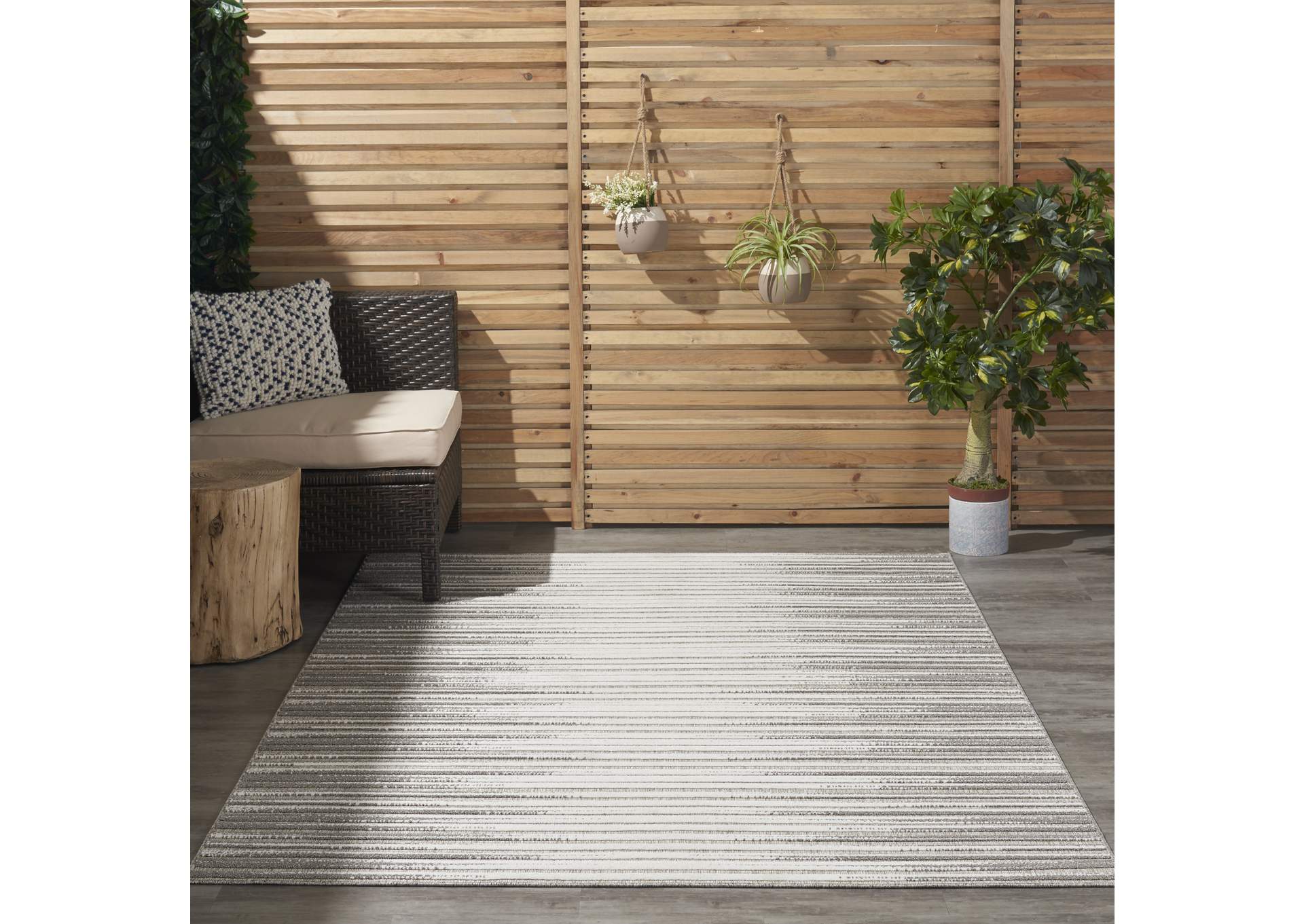 Nourison Key Largo 4'x6' Light Grey Area Rug,Nourison