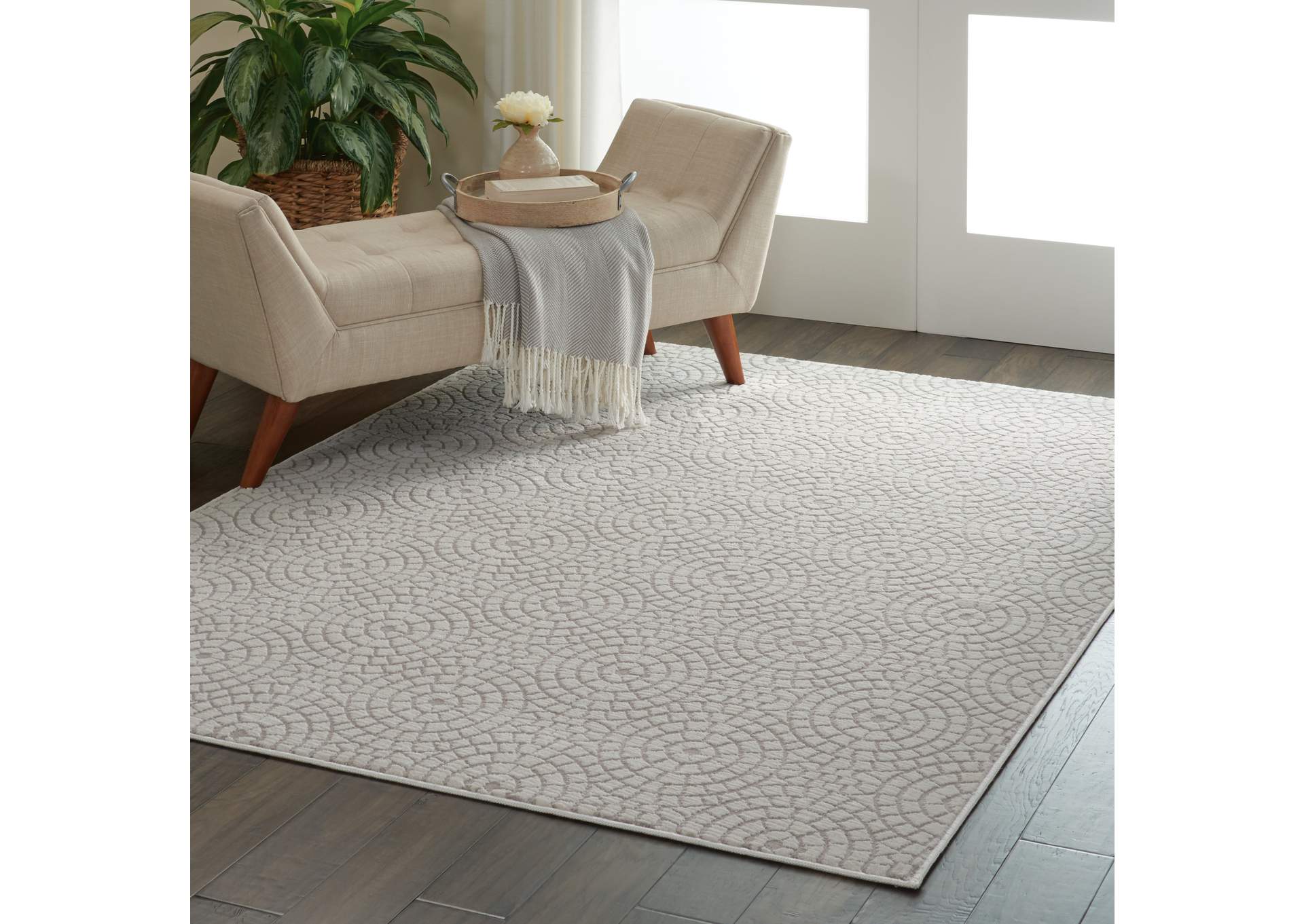 Nourison Urban Chic URC04 White 4'x6' Mid-century Area Rug,Nourison
