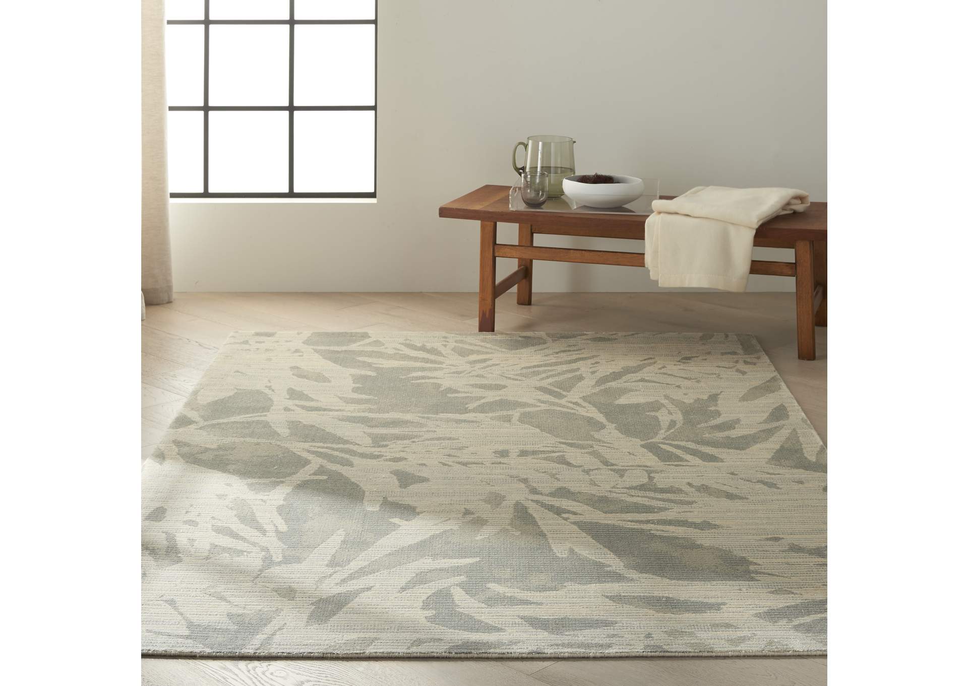 Calvin Klein Home Maya MAY07 Zinc/Paloma 4'x6' Area Rug,Nourison