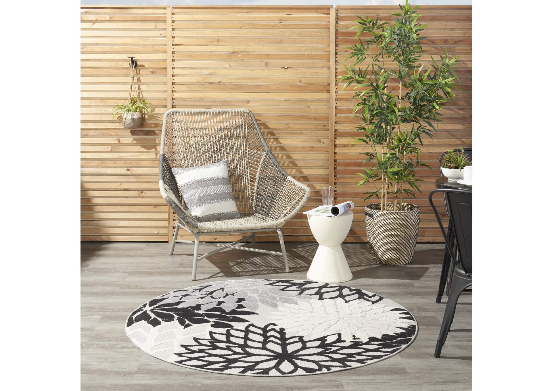 Nourison Aloha 5' Round Area Rug,Nourison