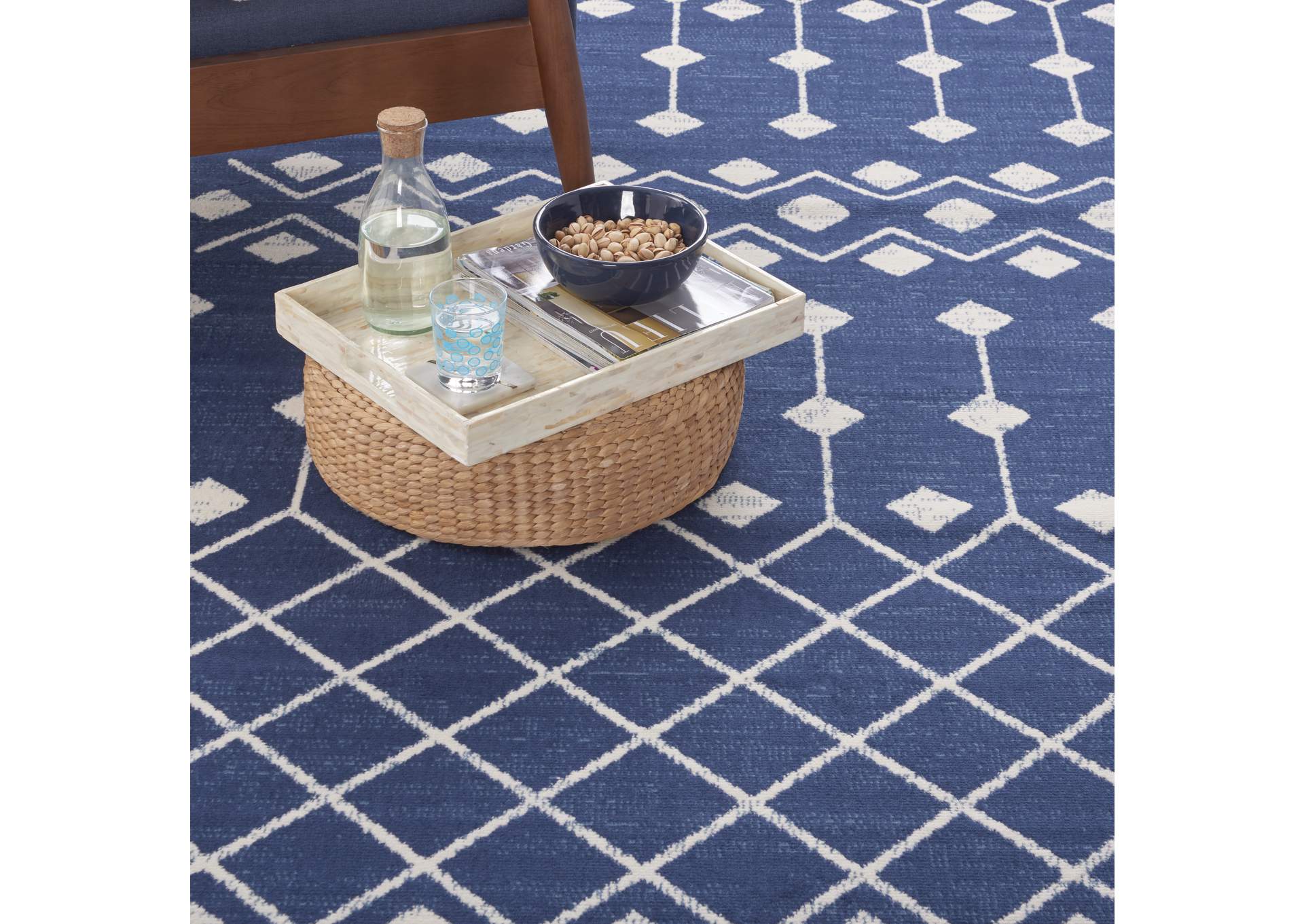 Nourison Grafix 8'x10' Navy Area Rug,Nourison