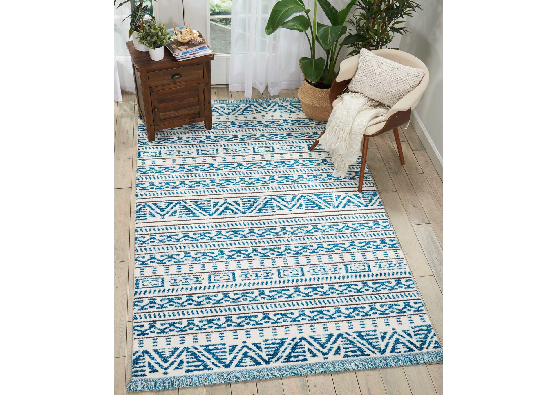 Nourison Kamala DS503 Blue and White 5'x7' Area Rug,Nourison