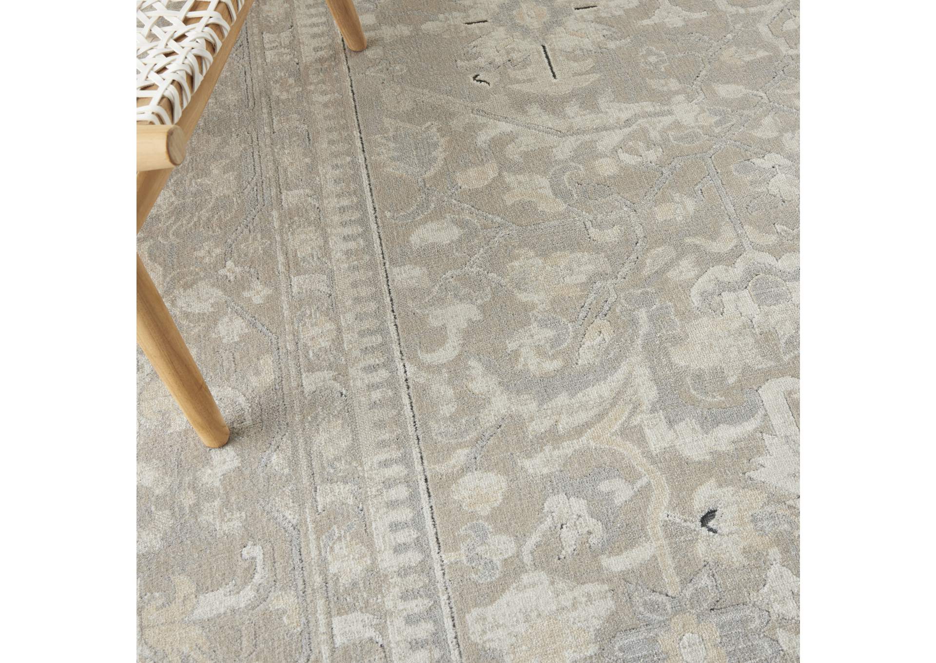 Kathy Ireland Ki25 Malta 8' x 11' Area Rug,Nourison