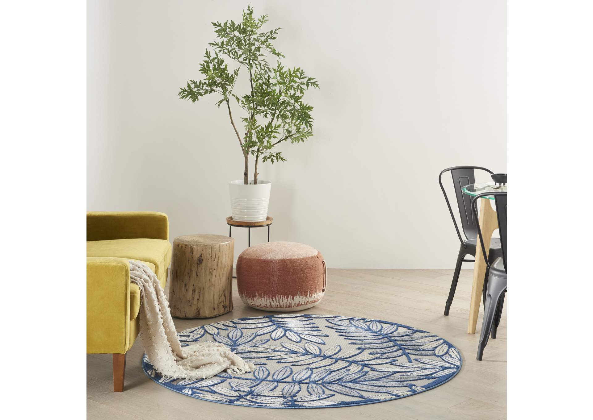 Nourison Aloha 4' Round Area Rug,Nourison
