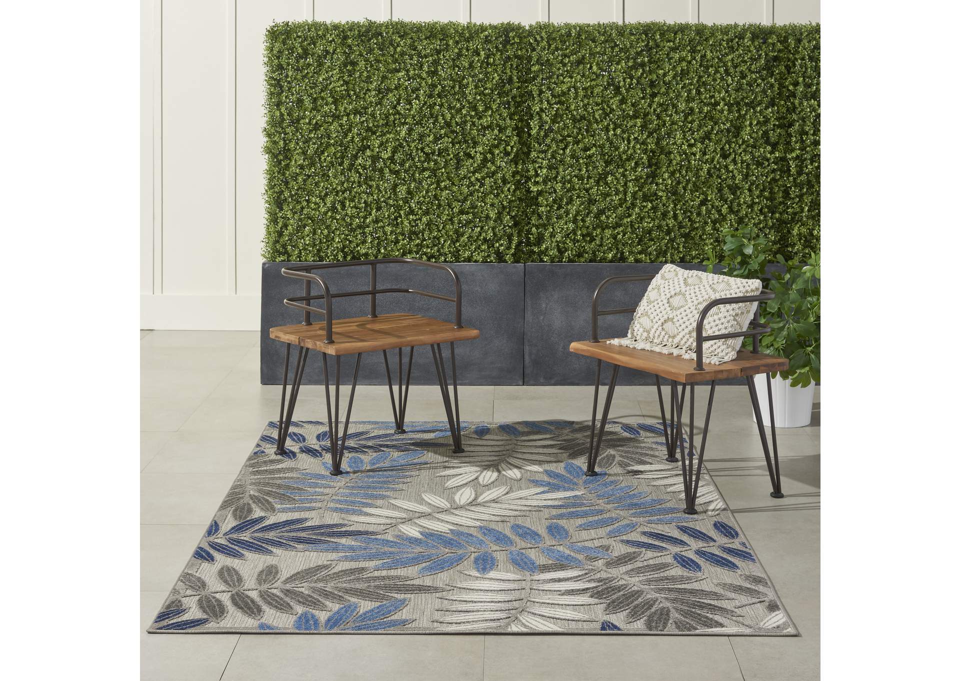Nourison Aloha 4'x6' Blue Patio Area Rug,Nourison