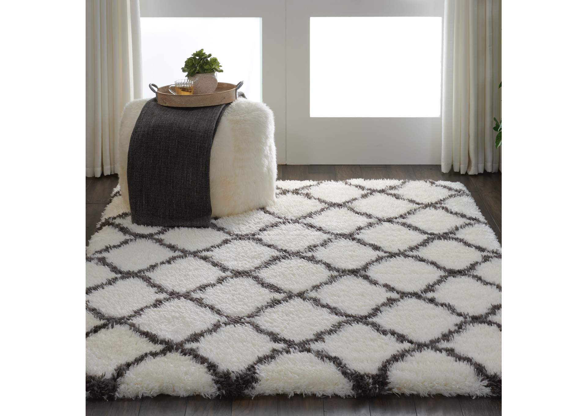 Nourison Luxe Shag LXS02 White 4'x6' Moroccan Area Rug,Nourison