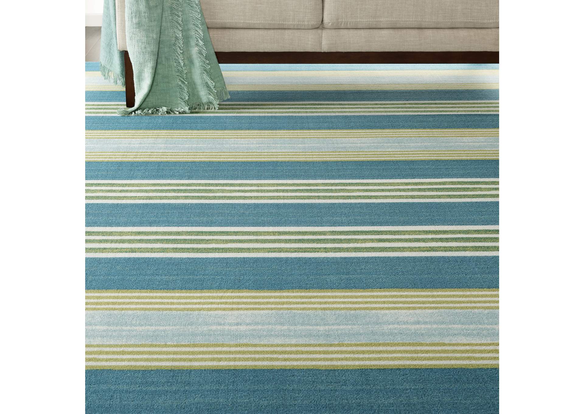 Waverly Sun N Shade SND71 Blue and Green 10'x13' Oversized Indoor-outdoor Rug,Nourison