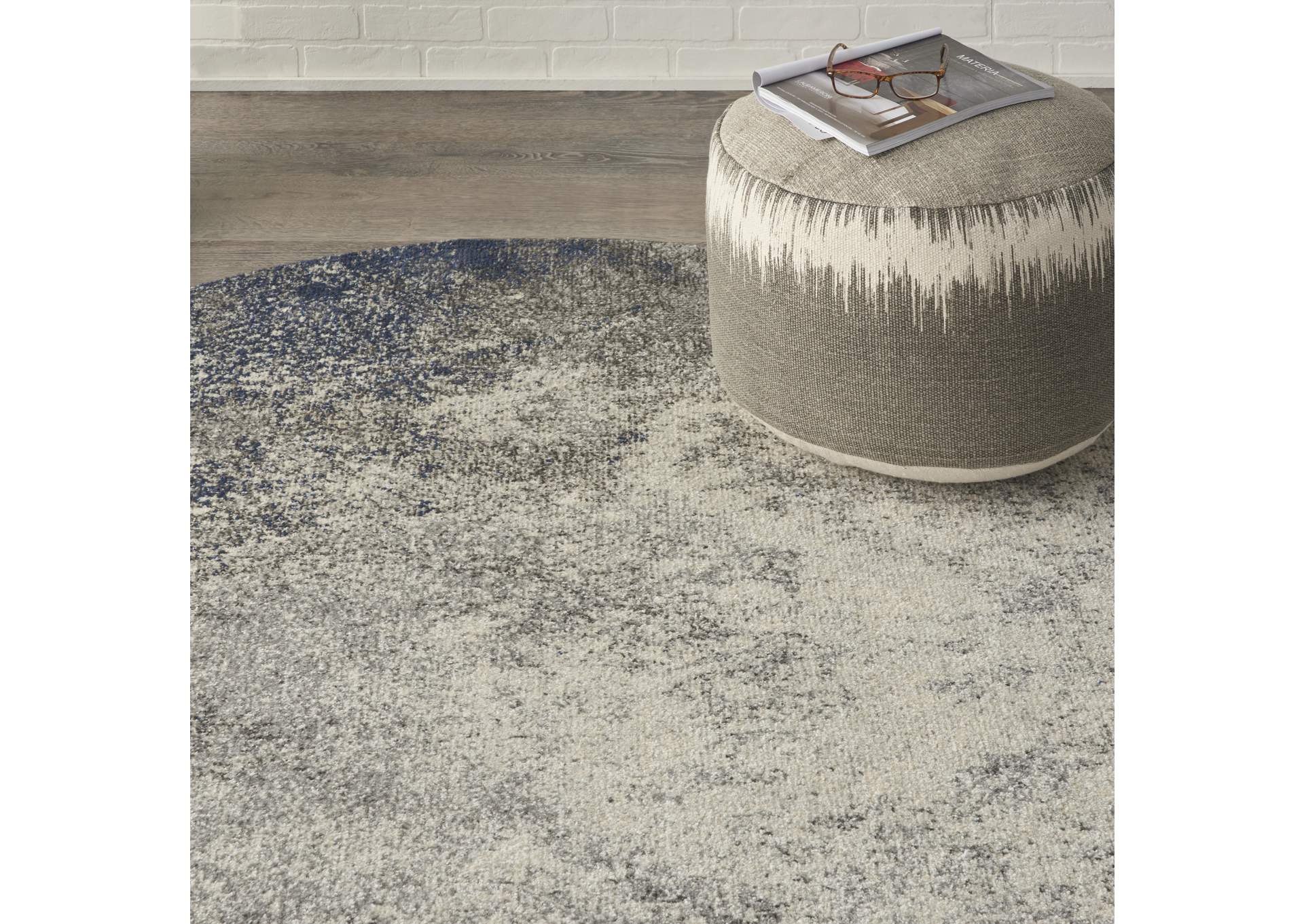 Nourison Passion 5' Round Charcoal and Ivory Area Rug,Nourison