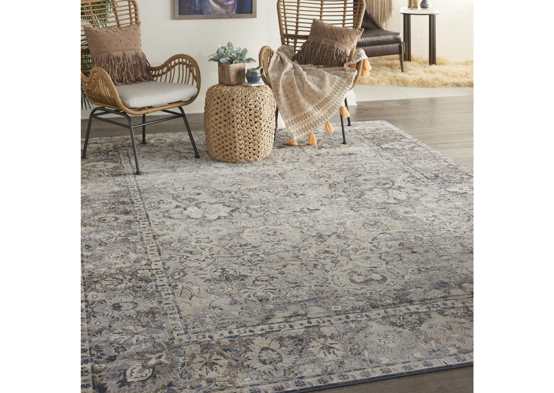 kathy ireland Home Malta MAI03 Grey 8'x11' Rug,Nourison