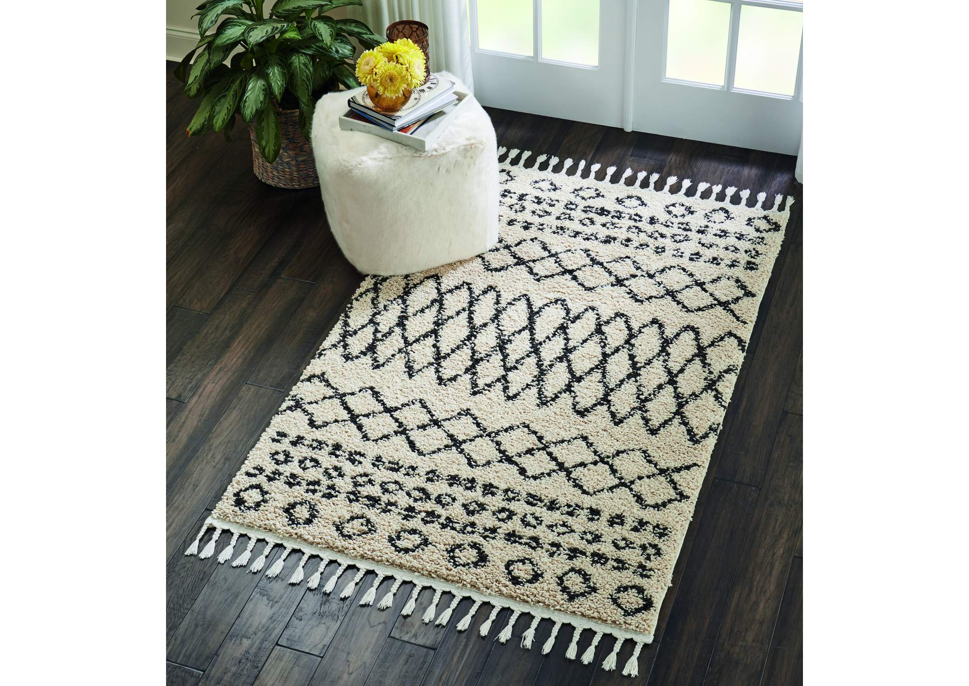 Nourison Moroccan Shag 4' x 7' Area Rug,Nourison