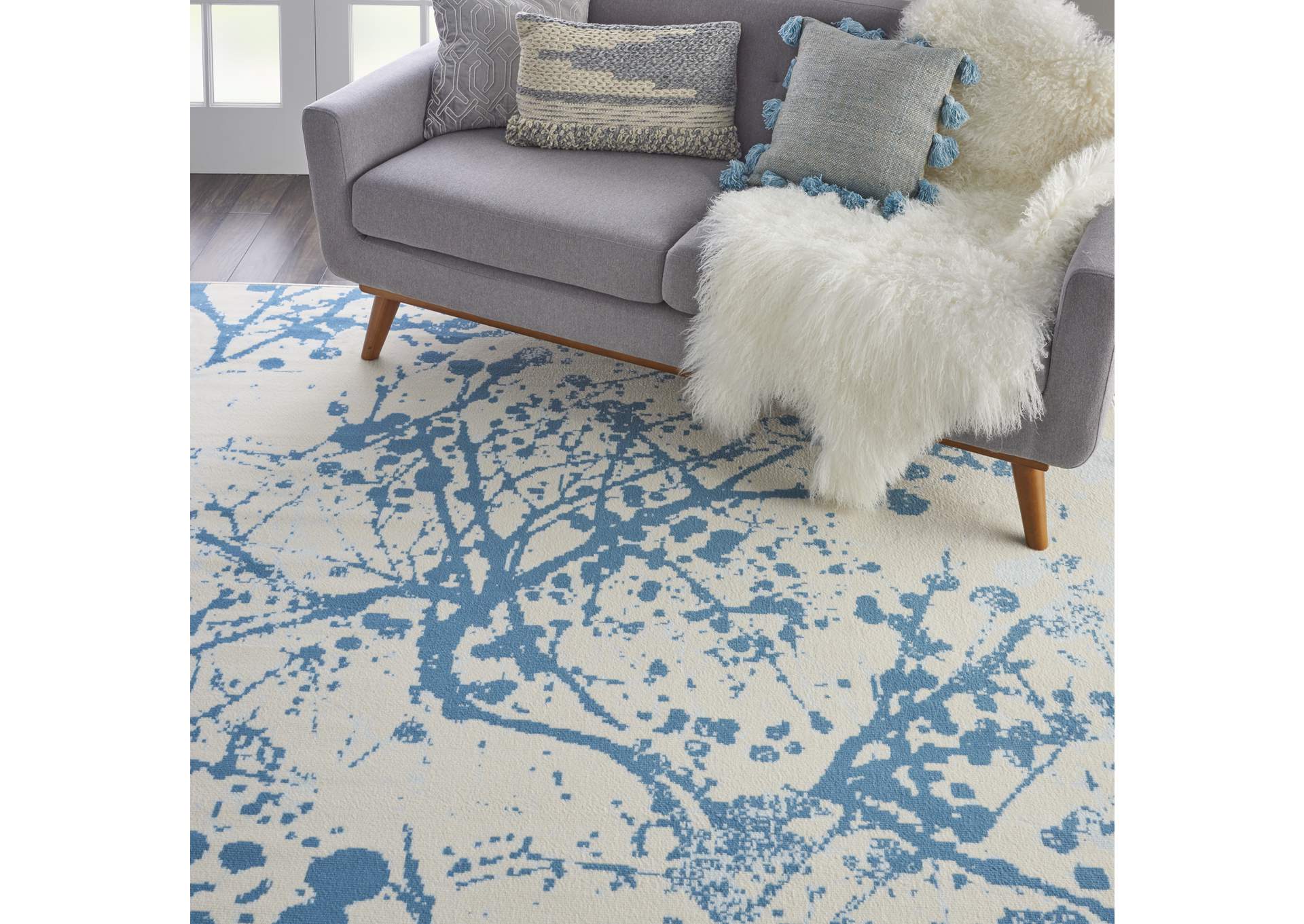 Nourison Jubilant JUB12 White and Blue 8'x10' Large Low-pile Rug,Nourison