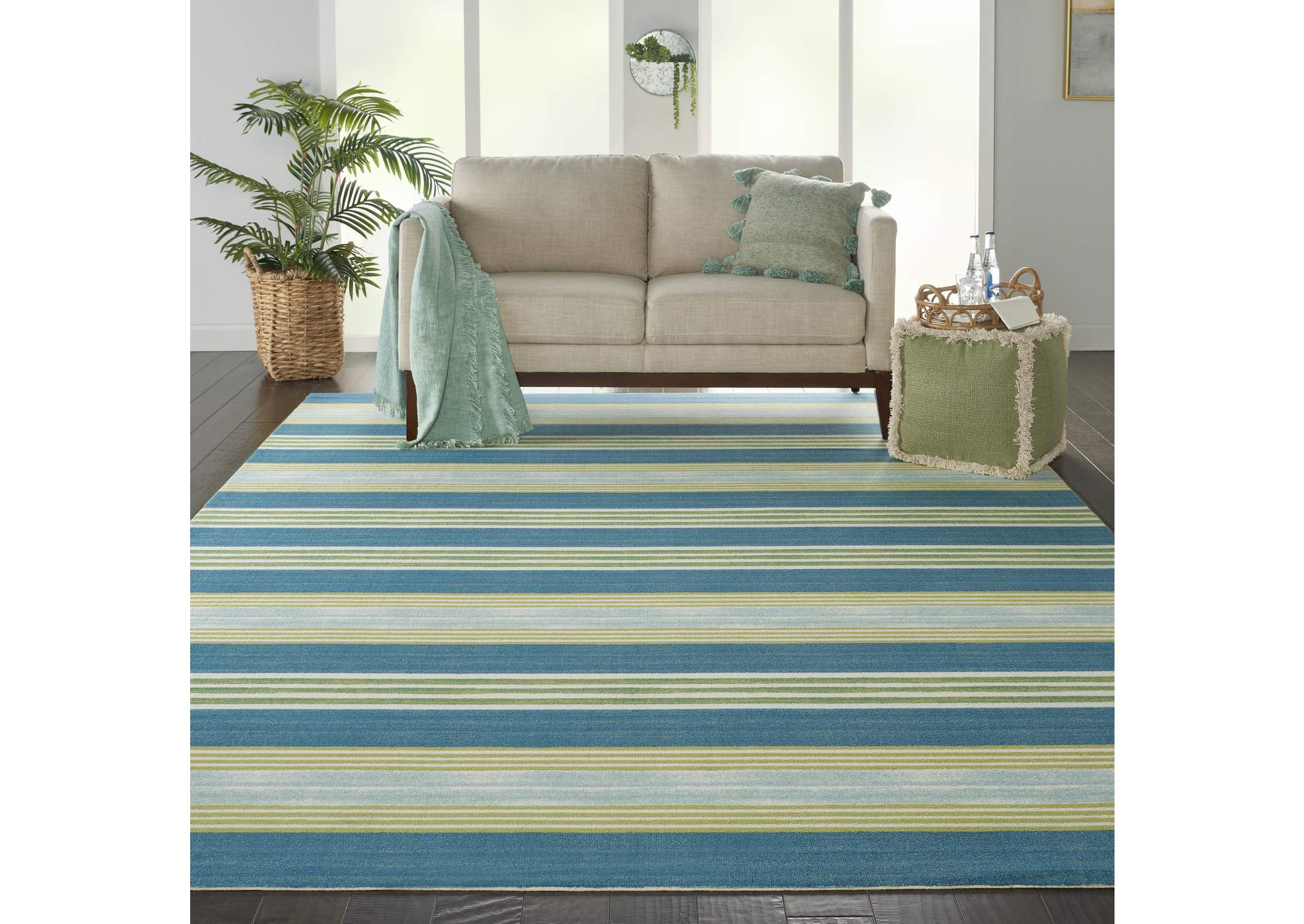 Waverly Sun N Shade SND71 Blue and Green 8'x11' Oversized Indoor-outdoor Rug,Nourison