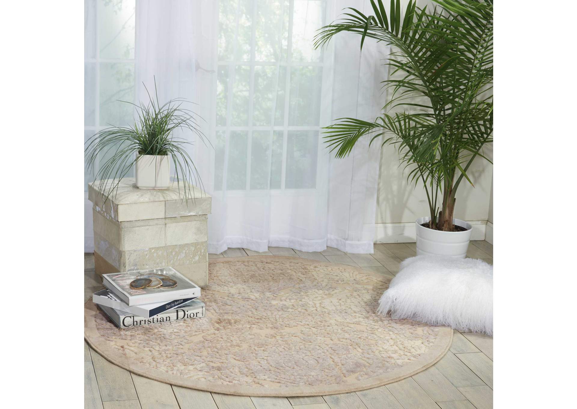 Nourison Graphic Illusions GIL09 White 5' Round Area Rug,Nourison