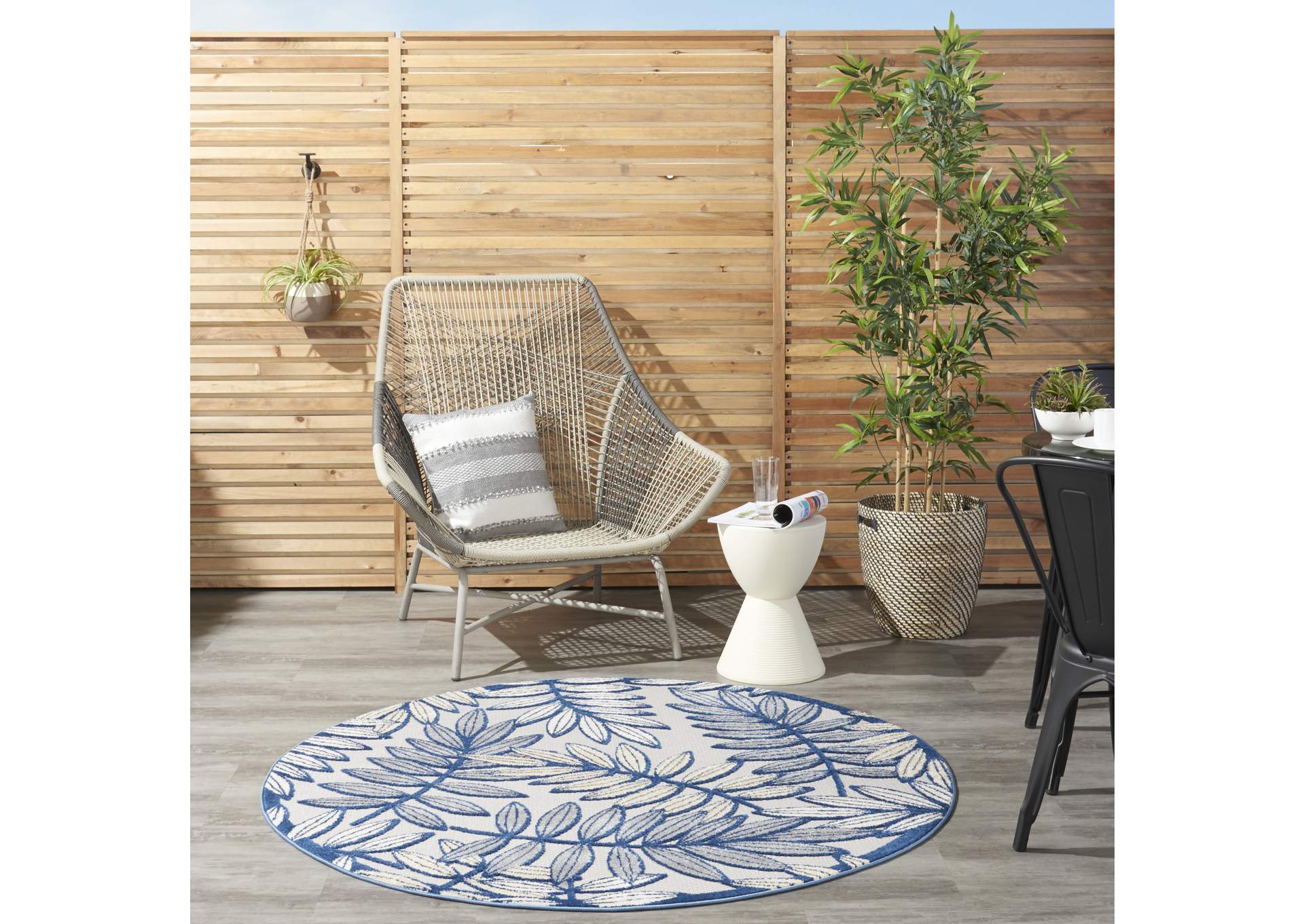 Nourison Aloha 5' Round Area Rug,Nourison