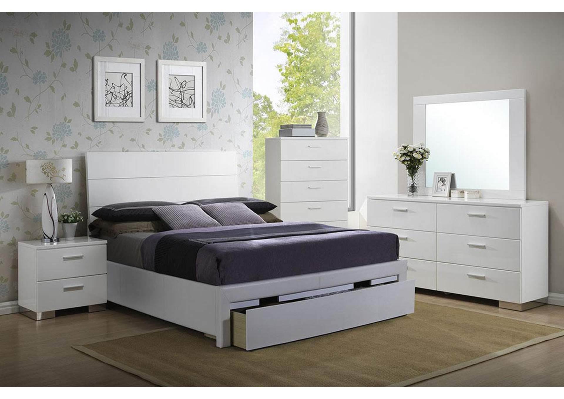 Queen Bed,Poundex