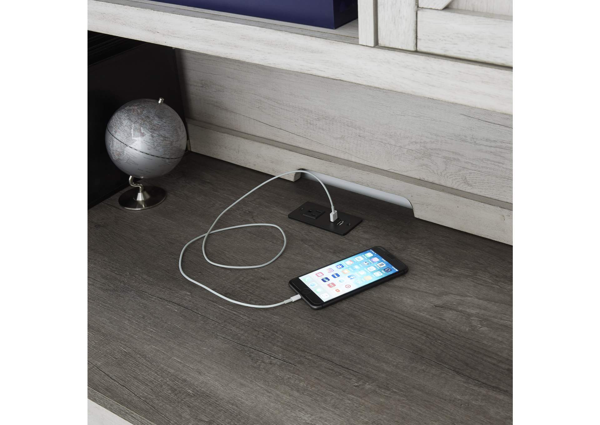 Riverwood Desk with USB Port,Pulaski Furniture