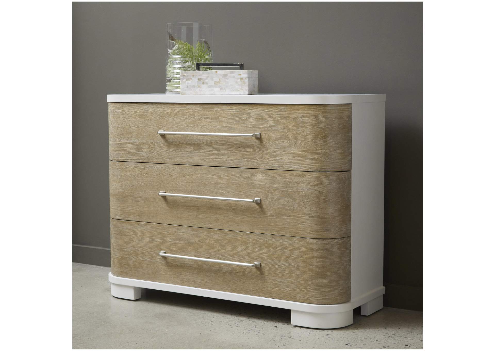 Two-Toned 3 Drawer Chest,Pulaski Furniture