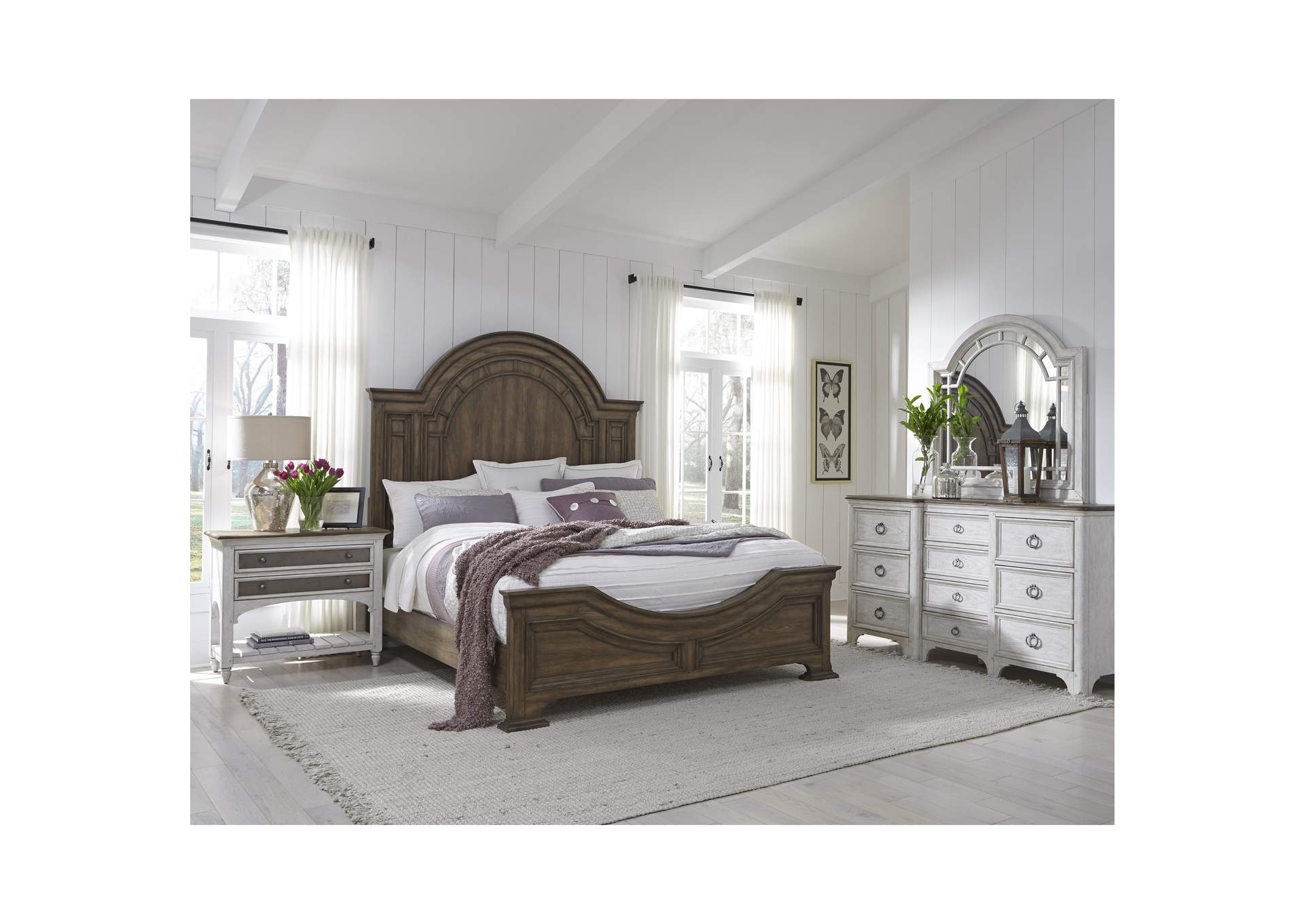 Glendale Estates Queen Bed in Brown,Pulaski Furniture