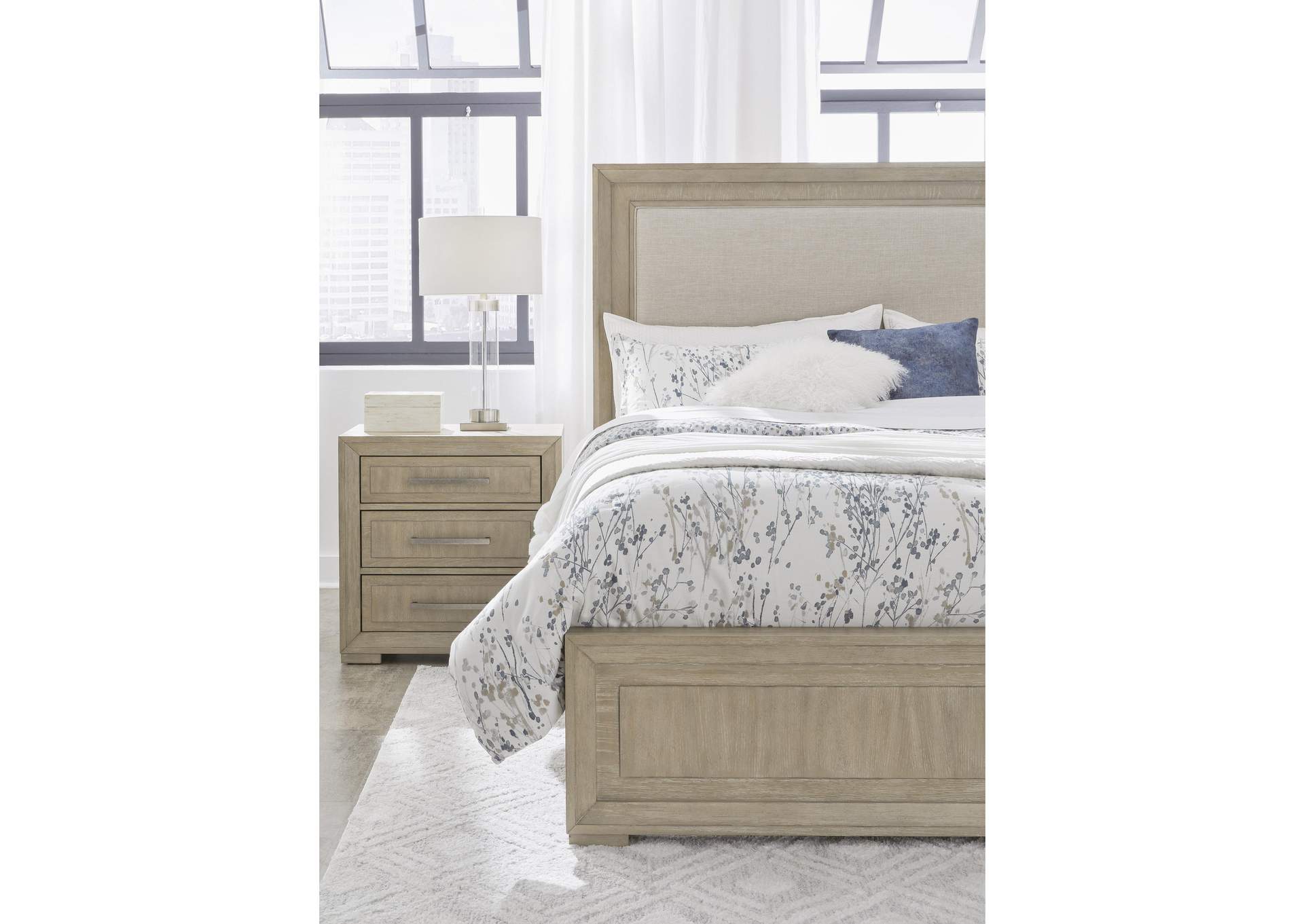 Drew & Jonathan Home Gramercy Upholstered King Panel Bed,Pulaski Furniture